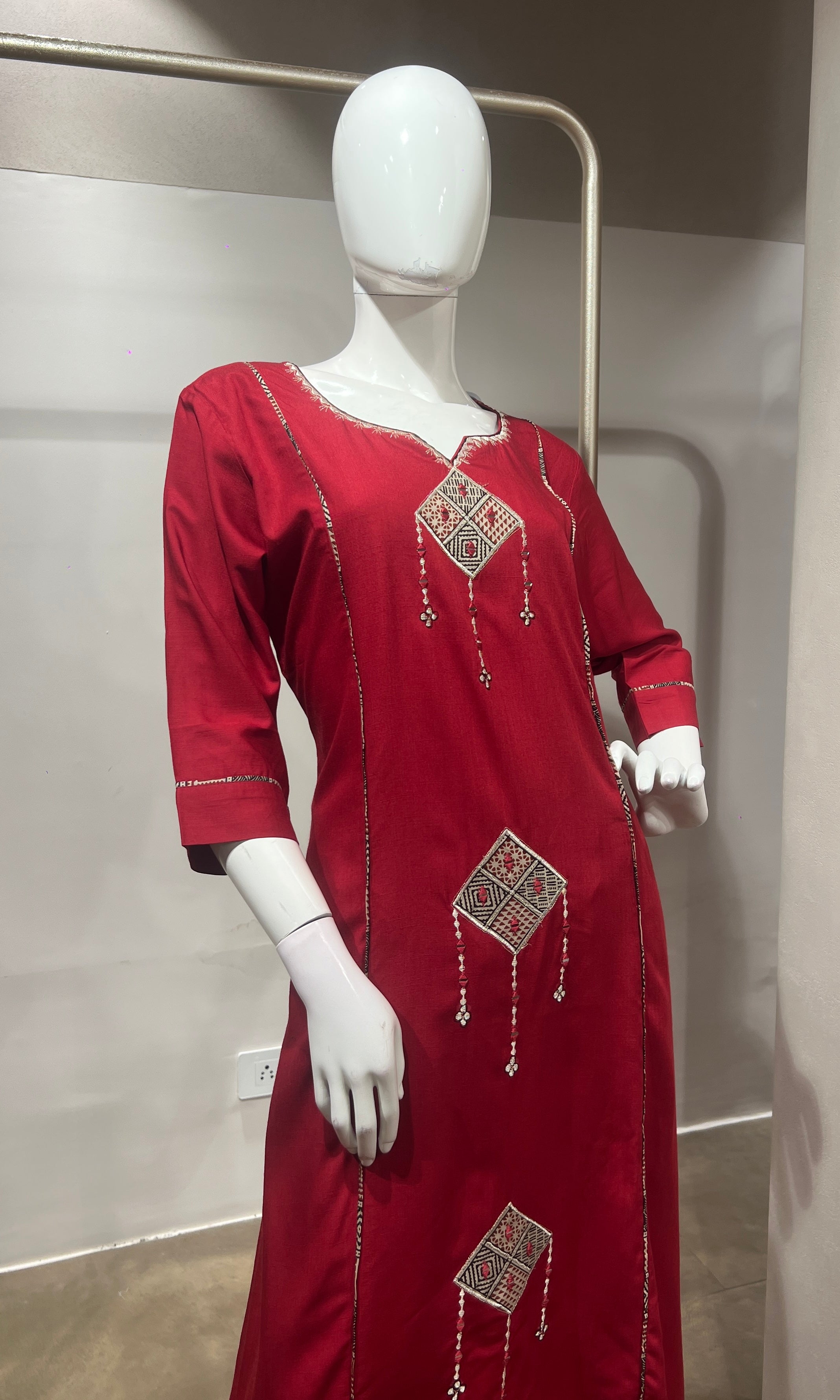 RED Ethnic Motif Kurta with Bottom