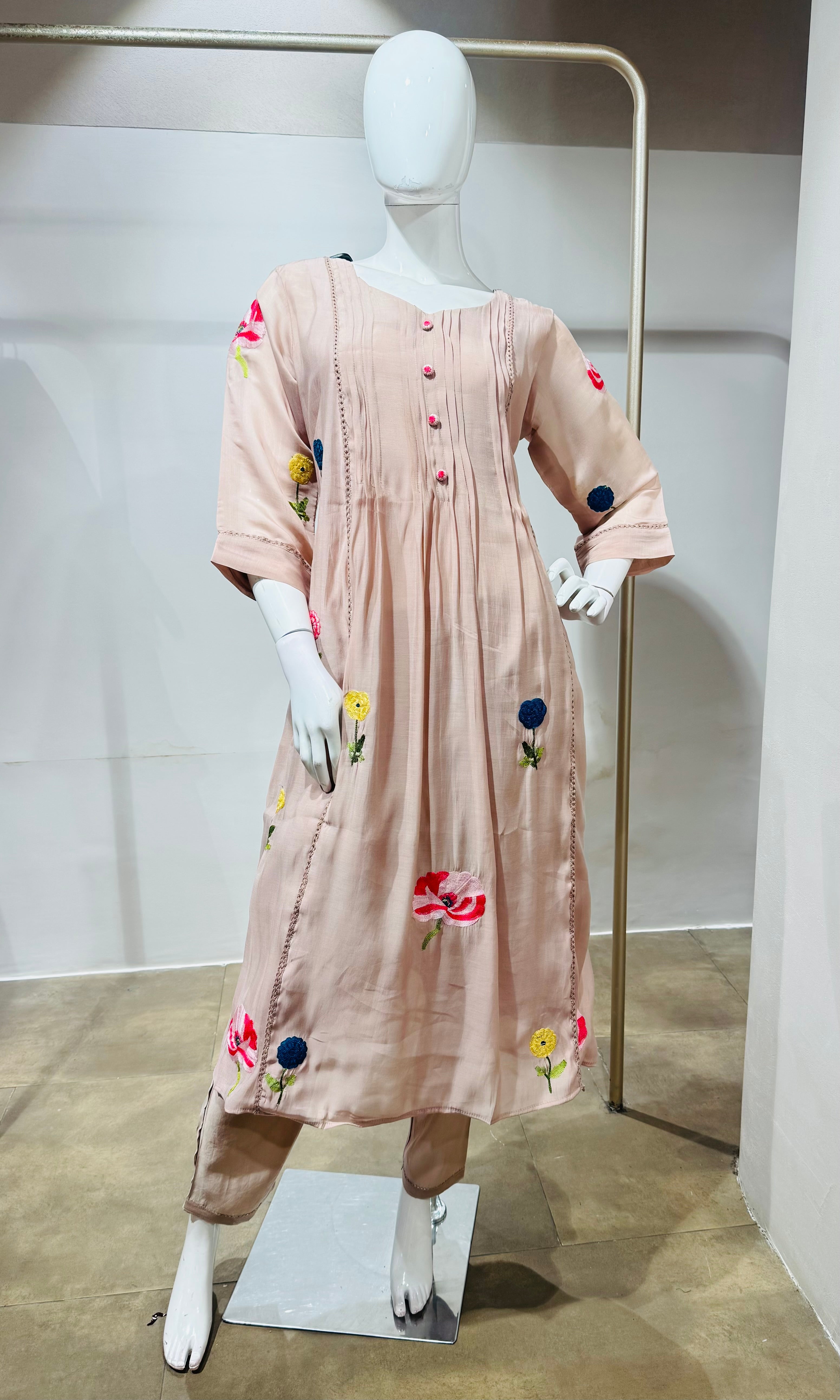 Moee Floral Kurta Pant Set with Dupatta