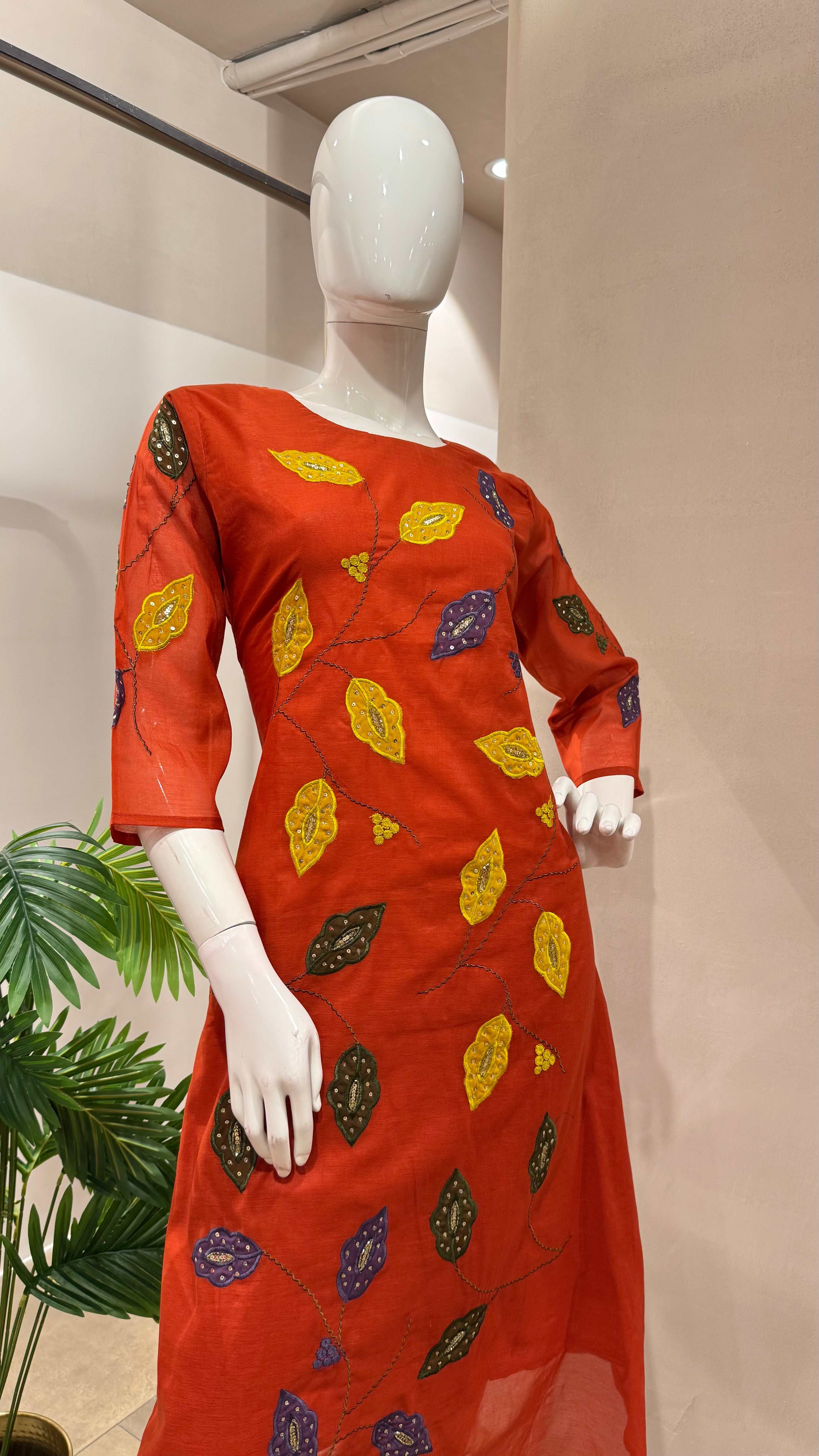 RUST kurta set with leaf embroidery