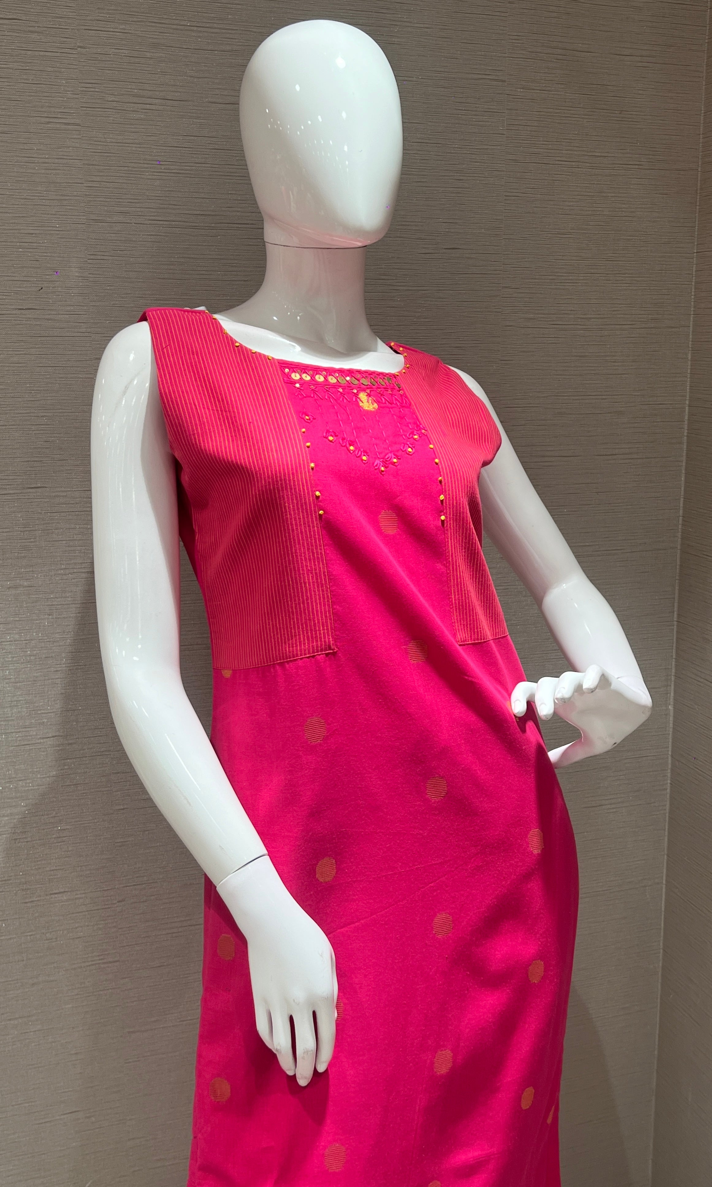 Pink kurta set WITH PRINTED DUPATTA