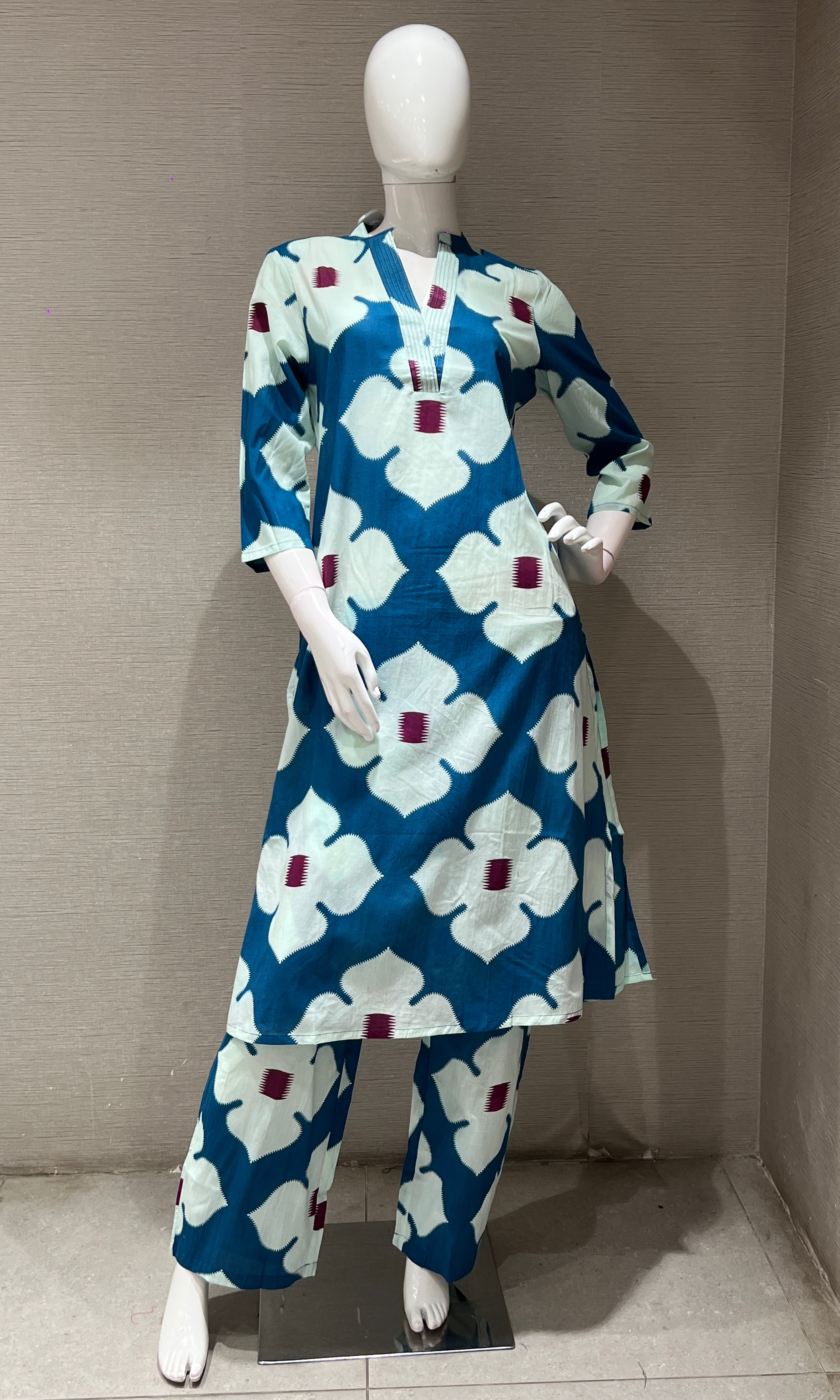 LIGHT Blue FLORAL PRINTED KURTI WITH BOTTOM