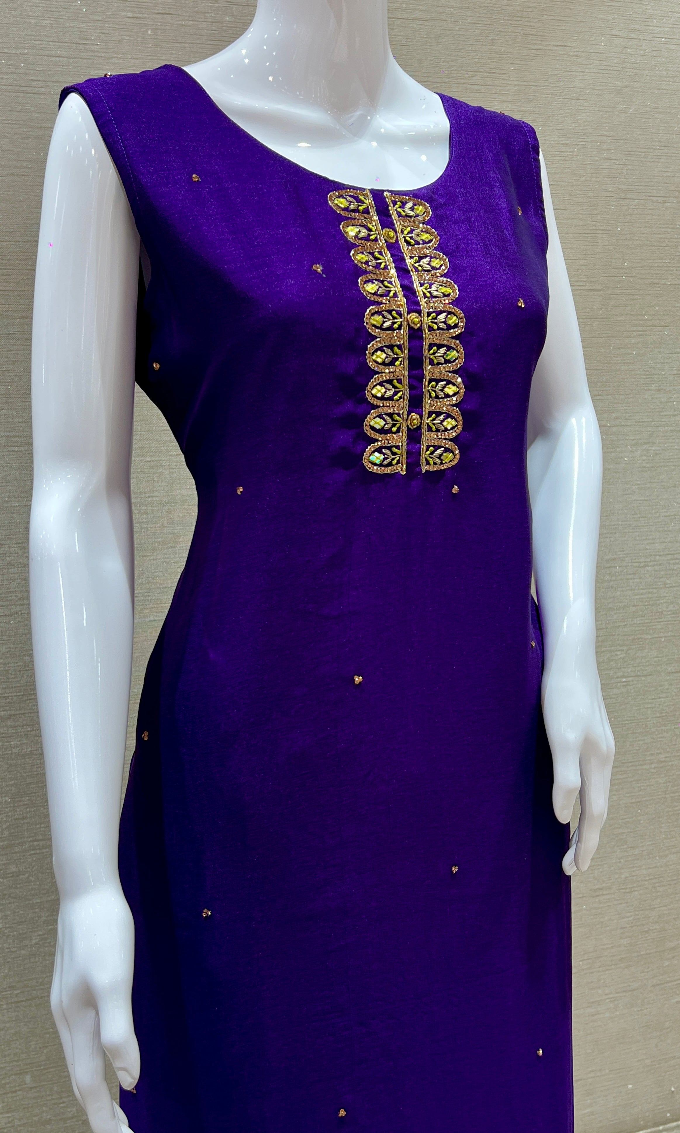 Elegant Purple Kurta Set with Green Silk Dupatta