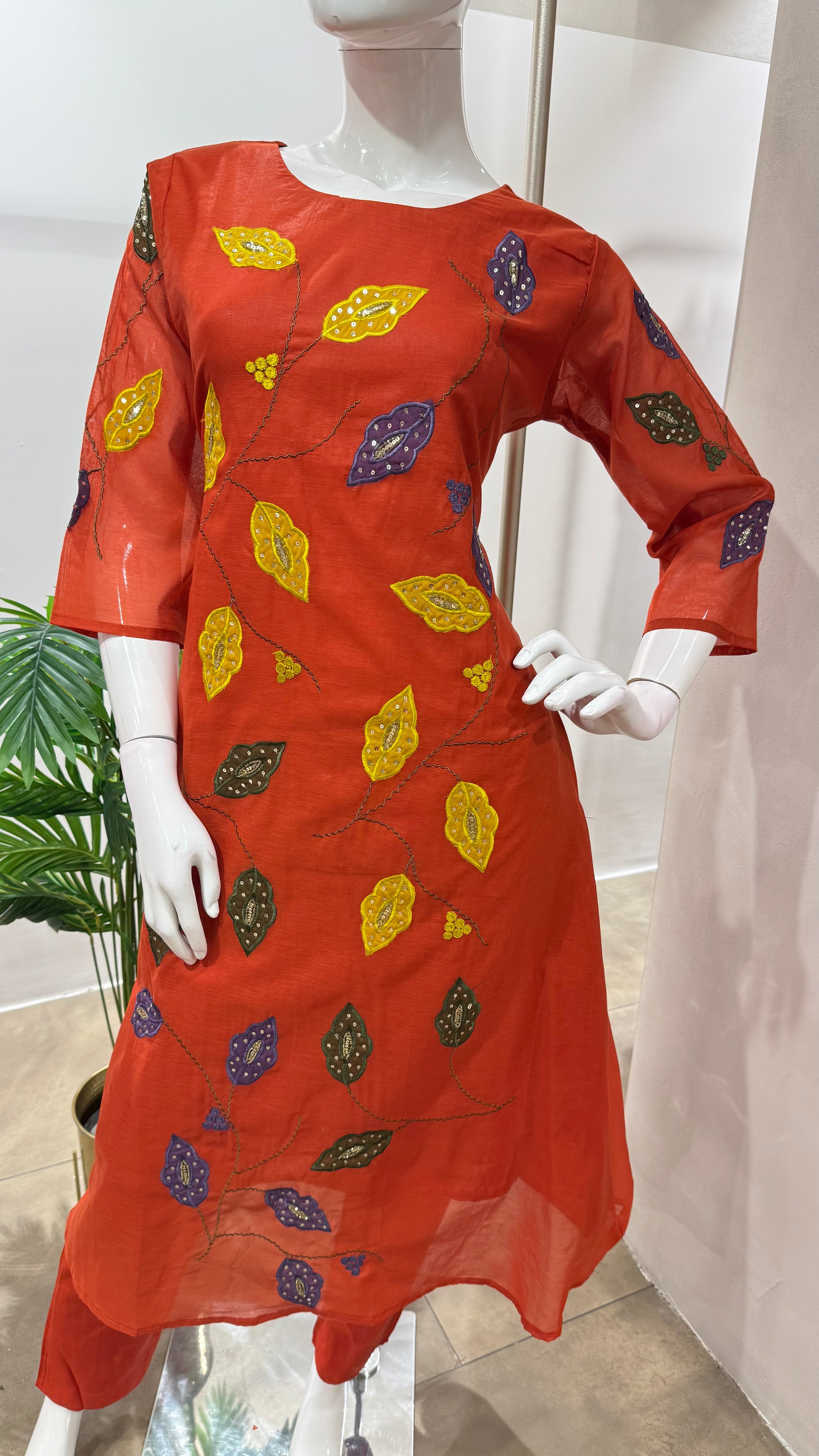 RUST kurta set with leaf embroidery