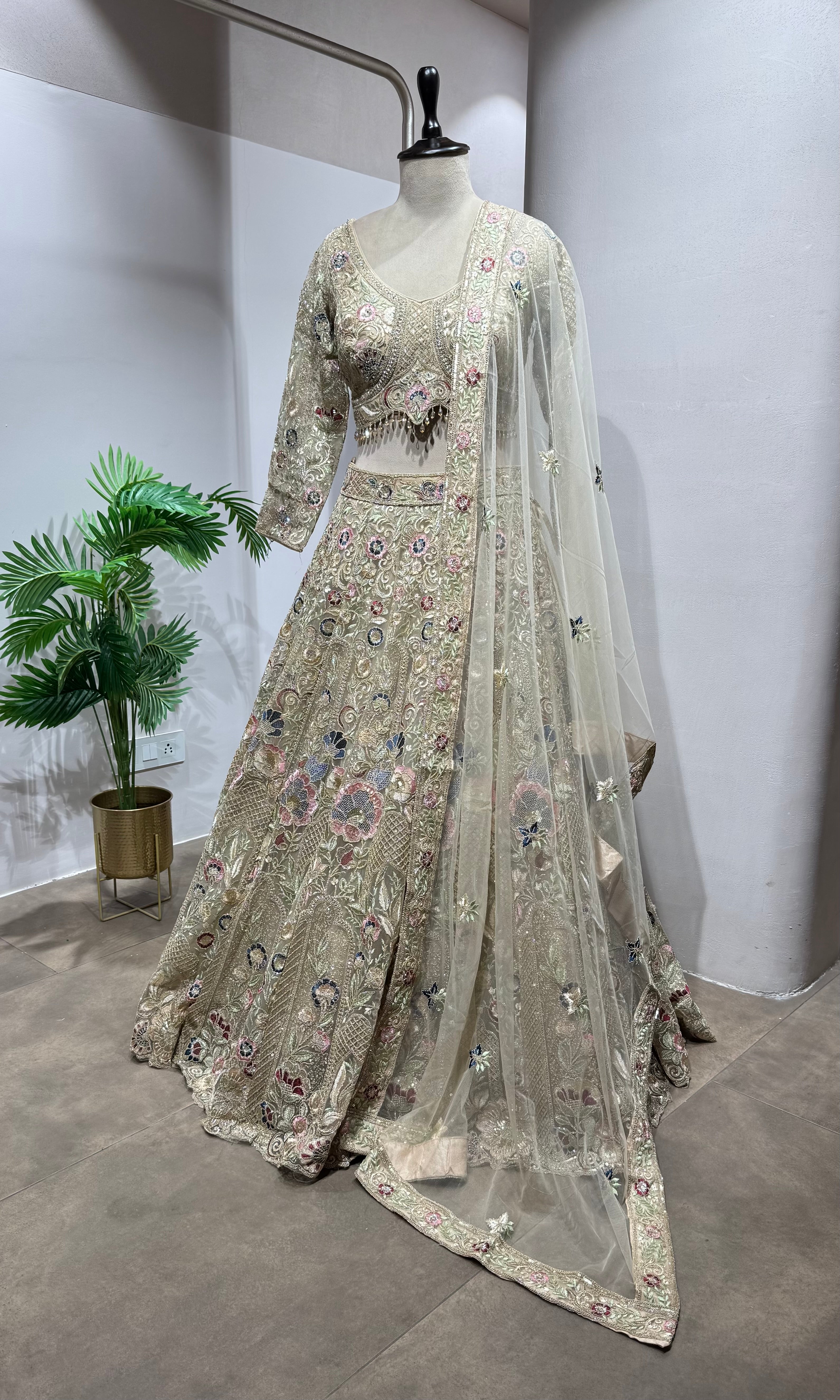beagh gold bridal lehenga choli