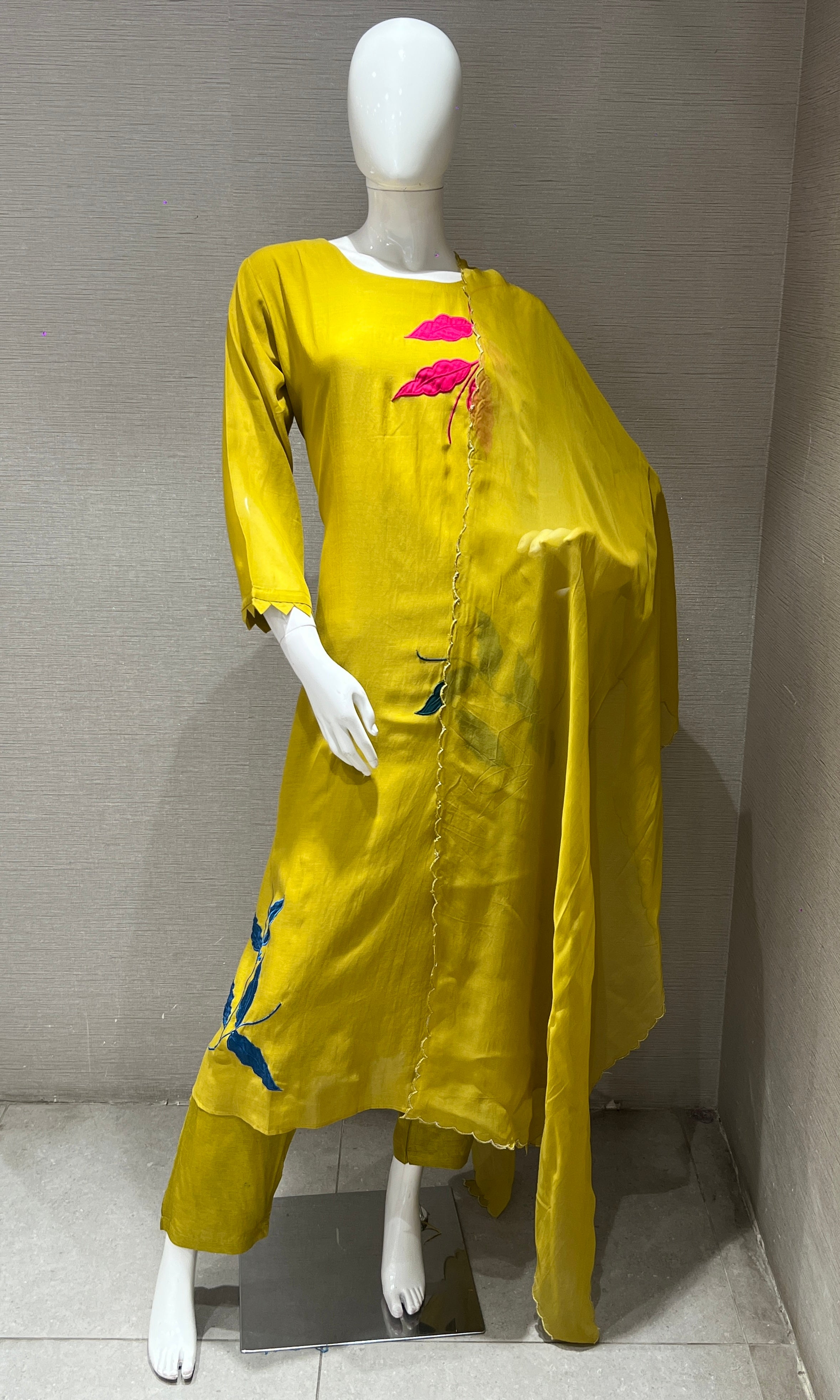 Mehandi green leaf floral kurta set