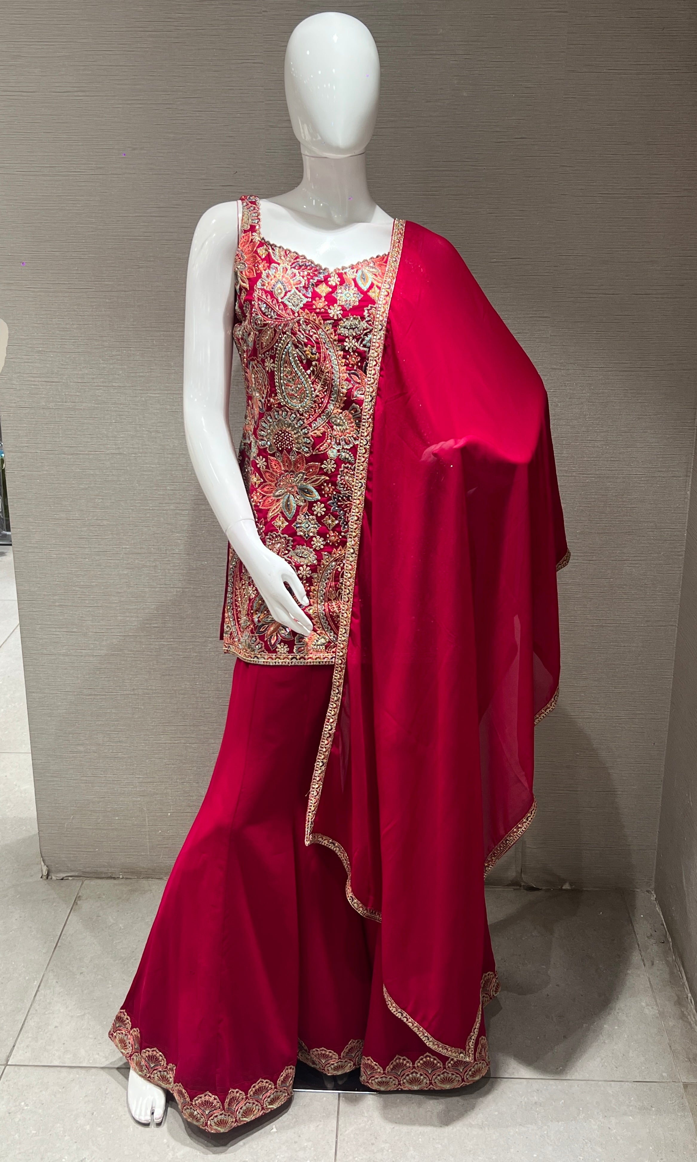 Rani pink Embellished short peplum palazzo set