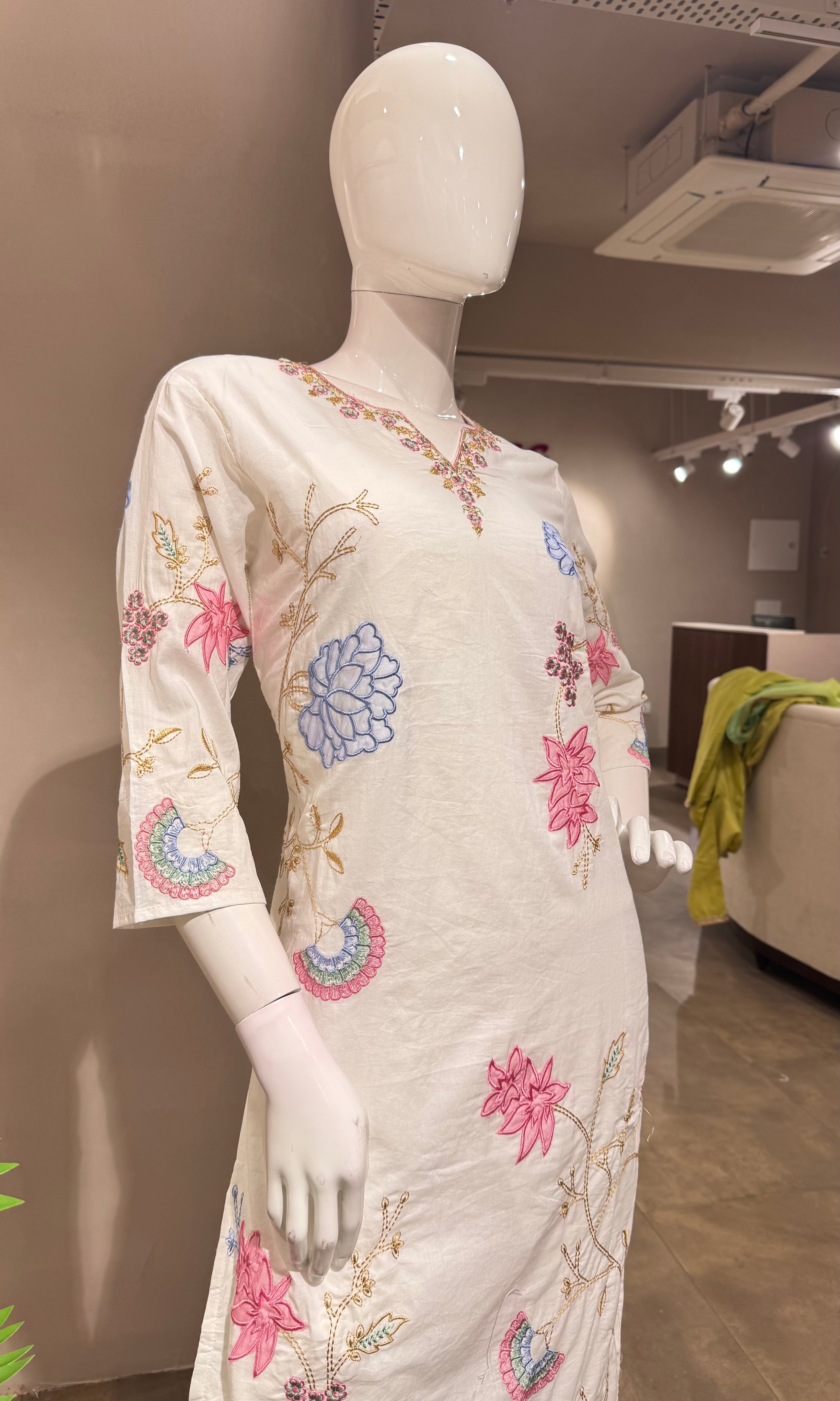 WHITE COTTON FLORAL MOTIFS KURTA SET