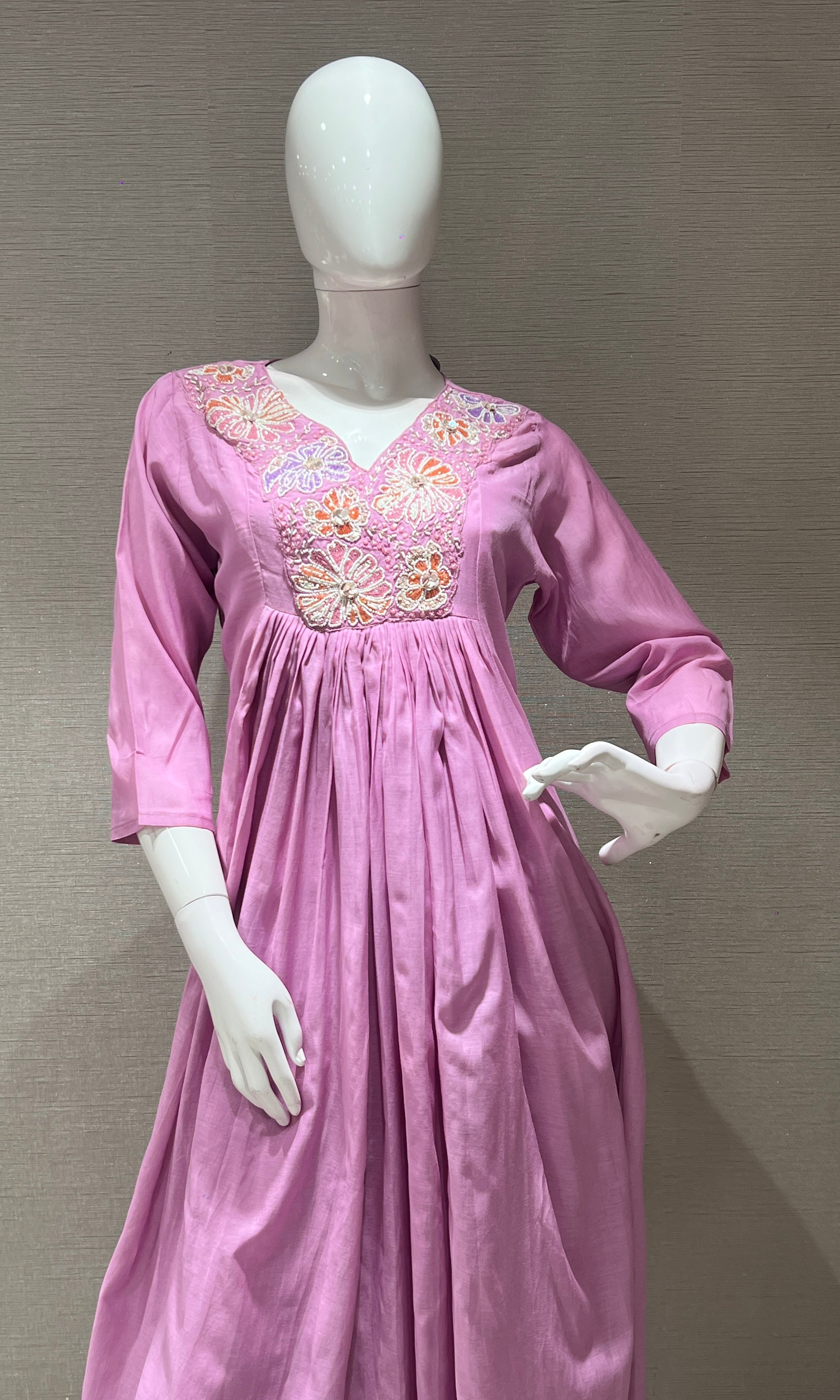 Lavender FLORAL NECKLINE kurta set