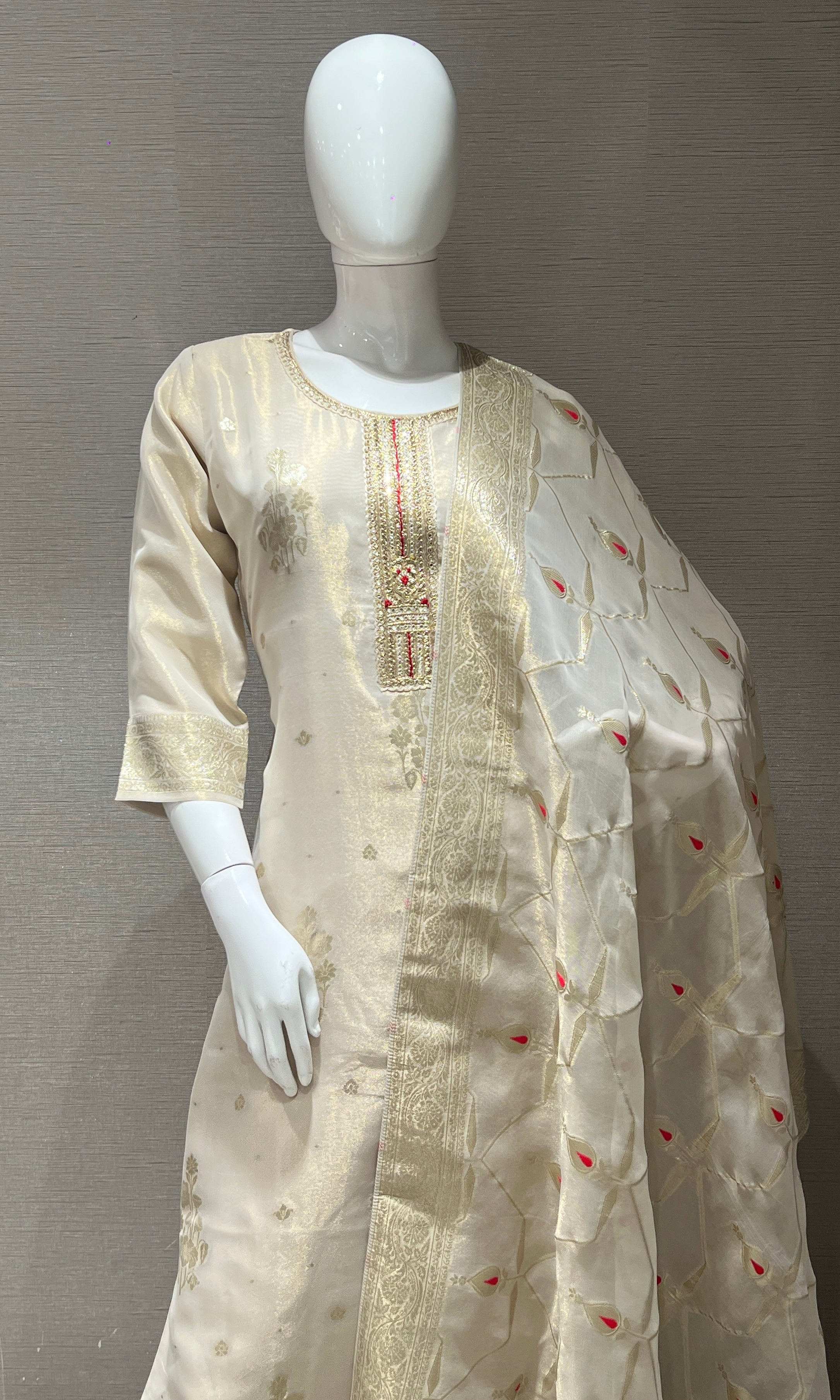 Elegant Beige kurta Set with Golden Accents