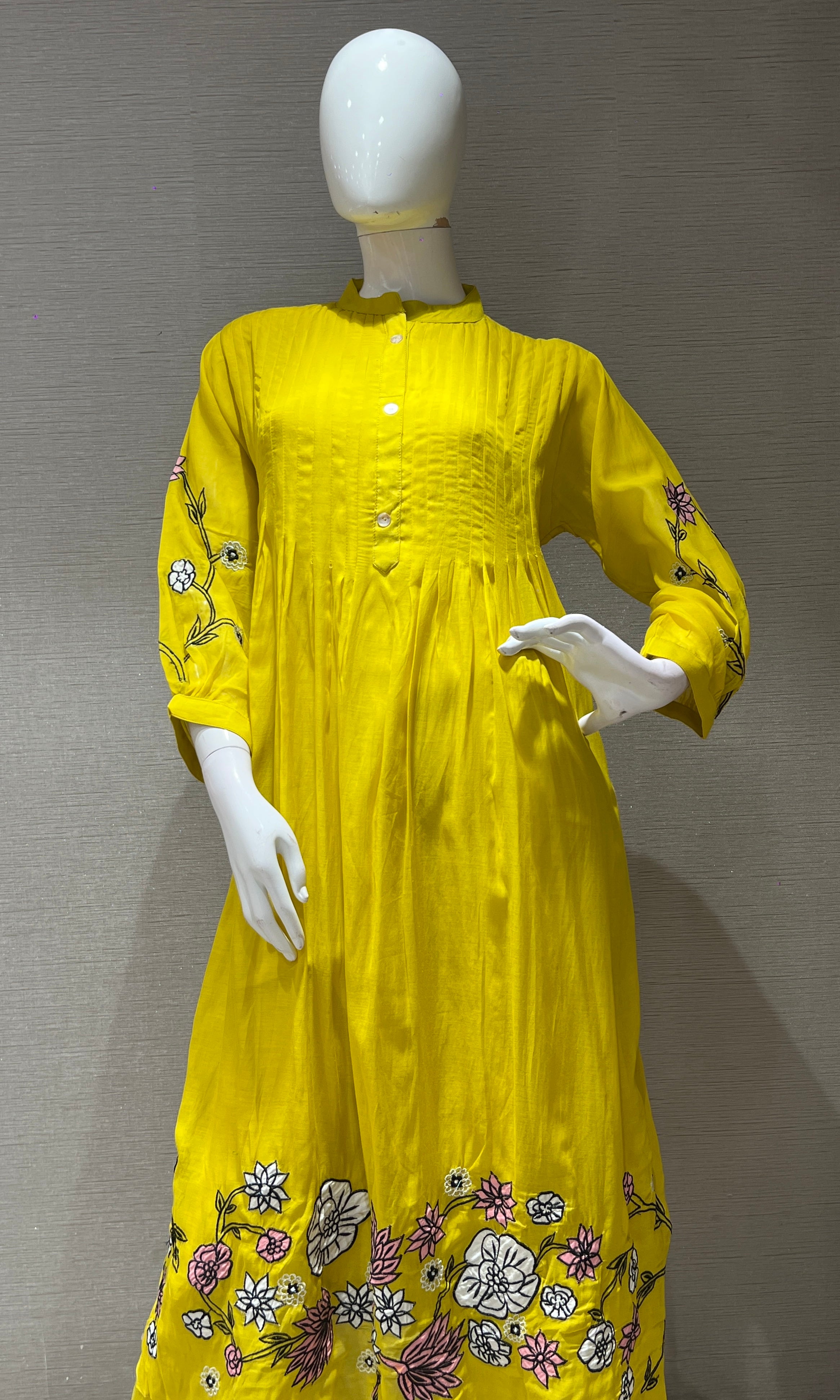 Liril floral embroidery mul chanderi kurta set