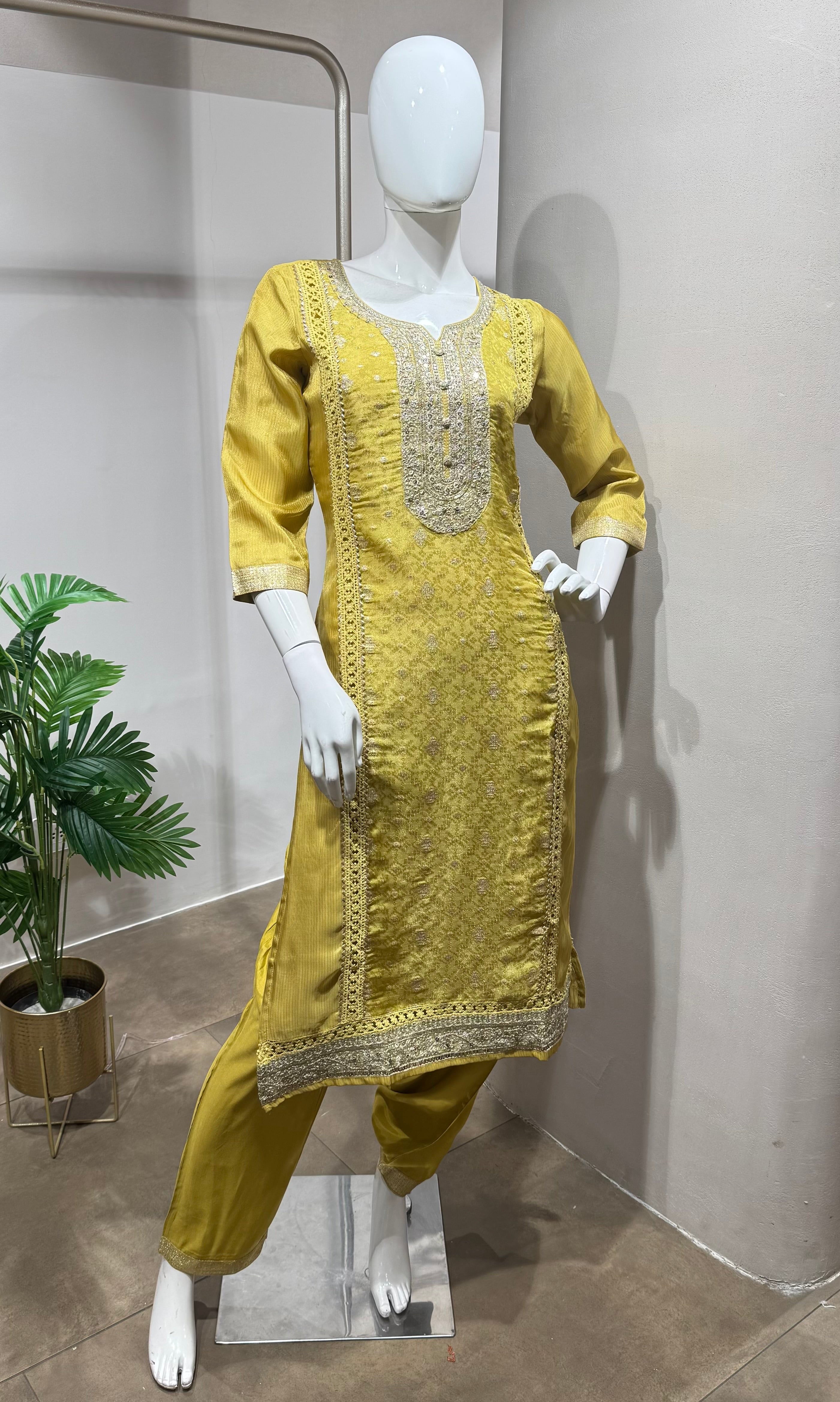 Mehandi green ethnic kurta set