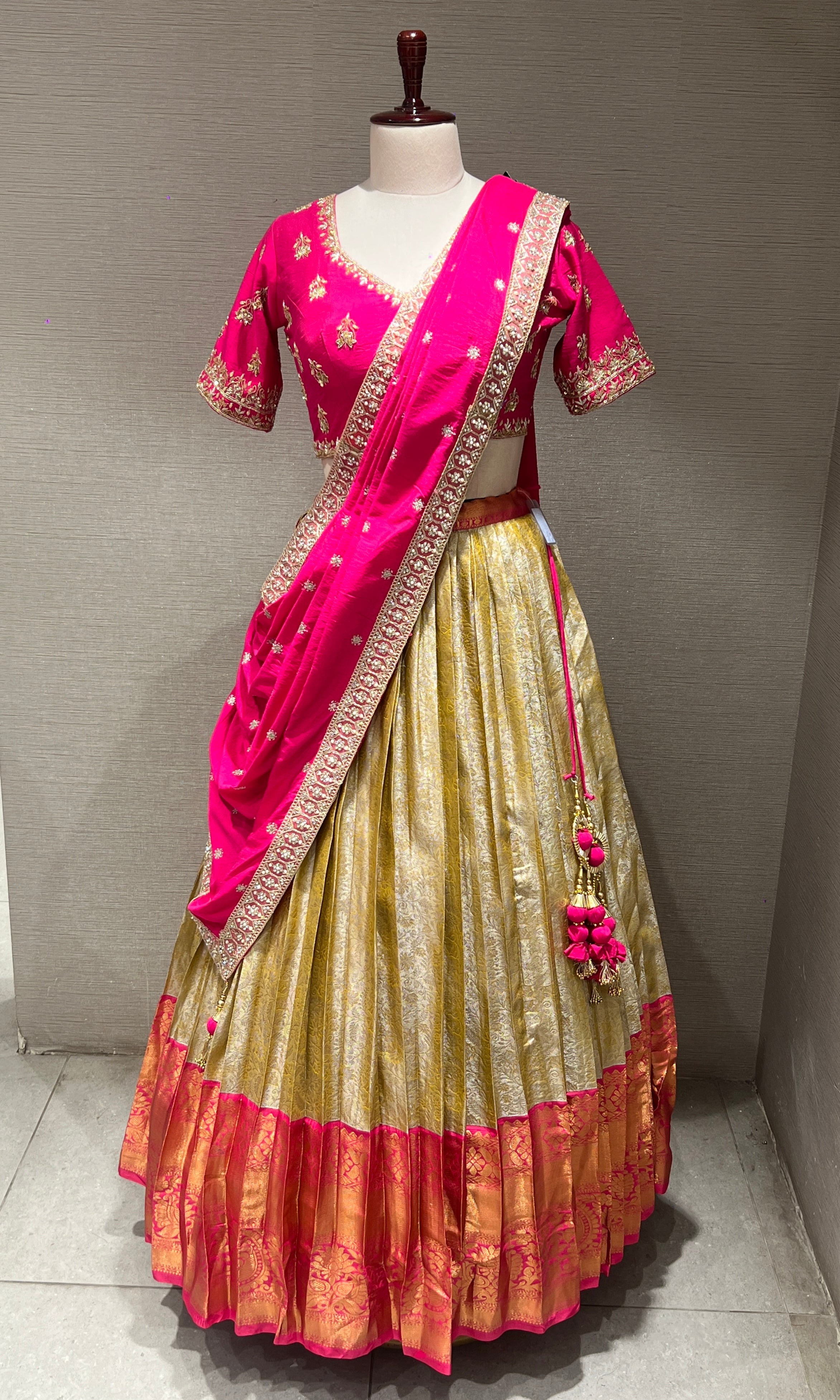 Pink Gold Weave Lehenga WITH RAW SILK DUPATTA