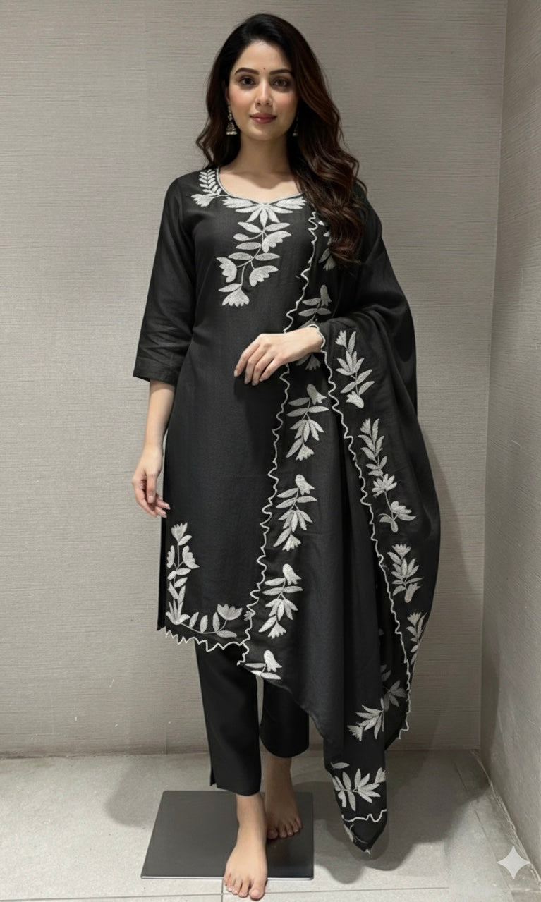 BLACK FLORAL PRINTED KURTA SET