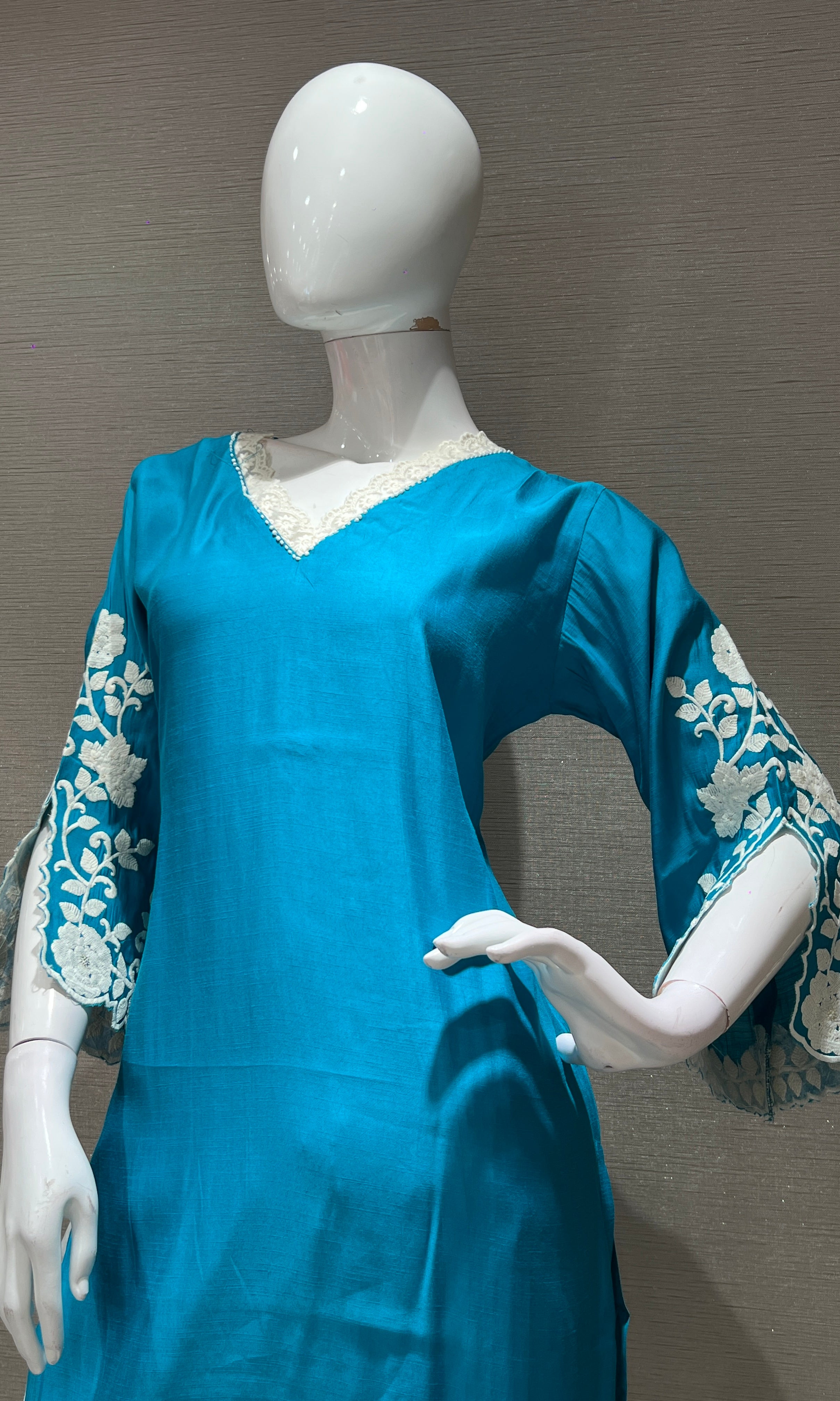 Rama KURTI TOP WITH FULL FLORAL SLEEVES