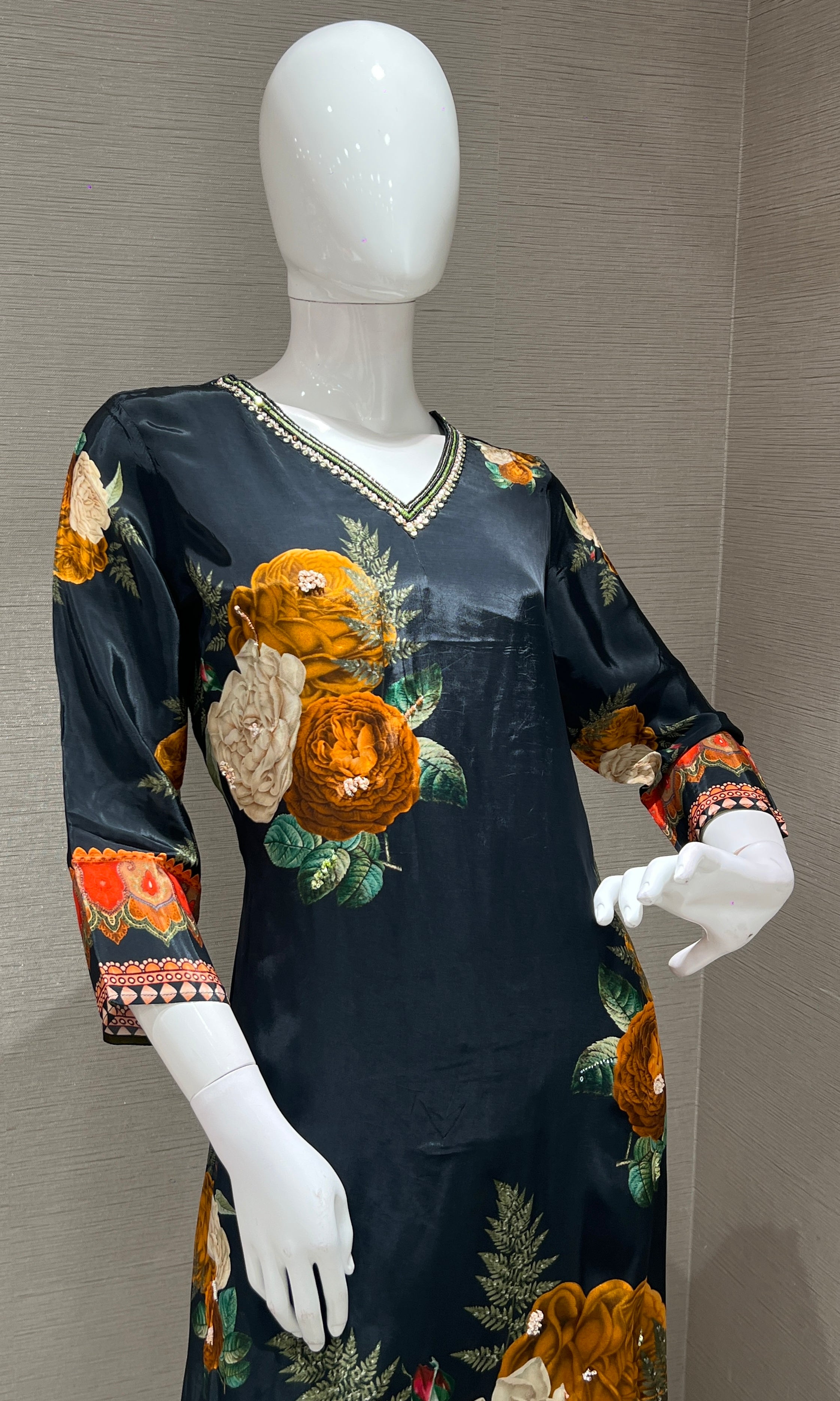 Black Elegant Floral Printed KURTA SET