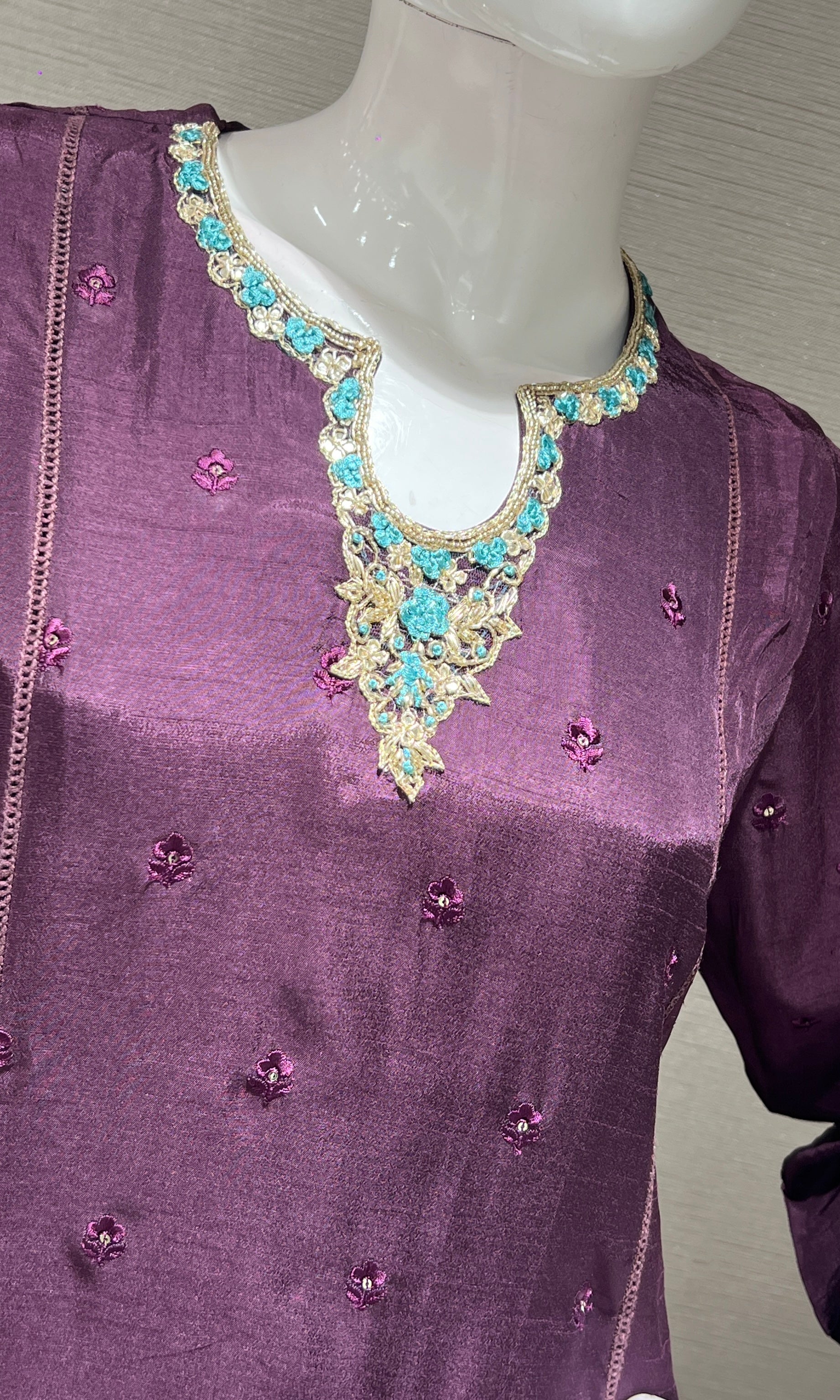 wine kurta set with floral printed dupatta