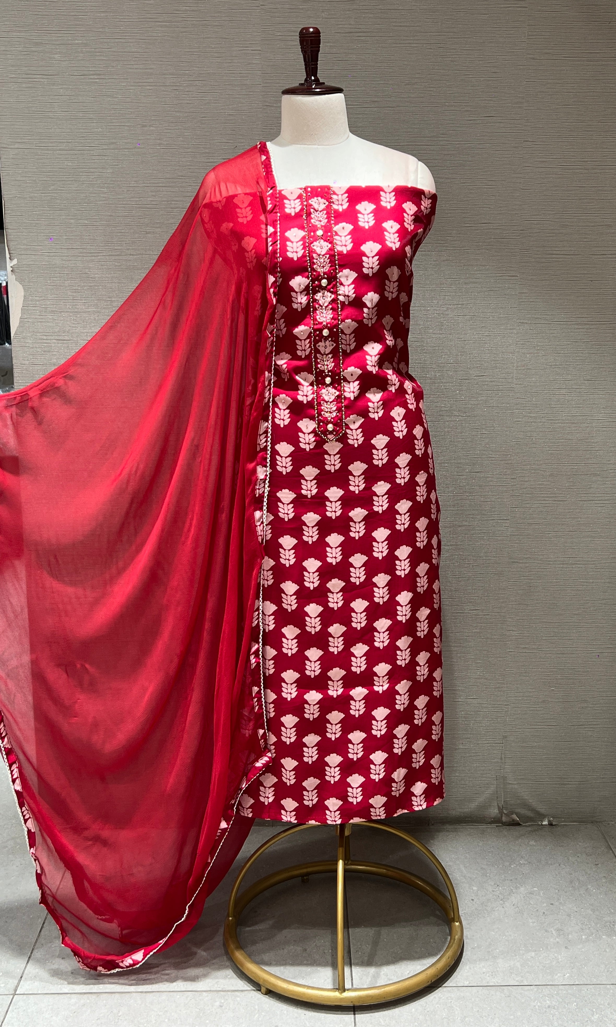 MAROON FLORAL PRINT DRESS MATERIAL