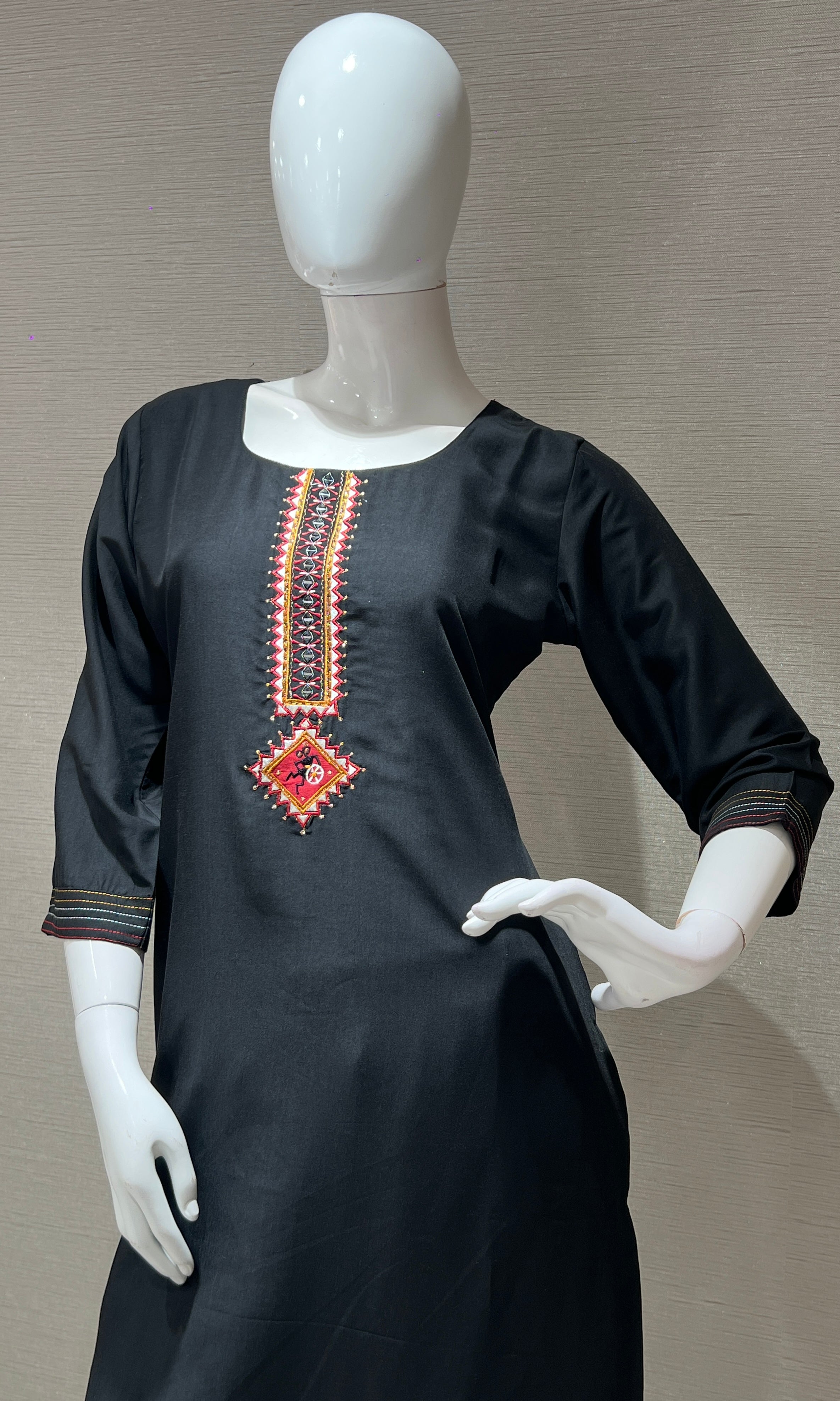 Black kurta set with contrast dupatta