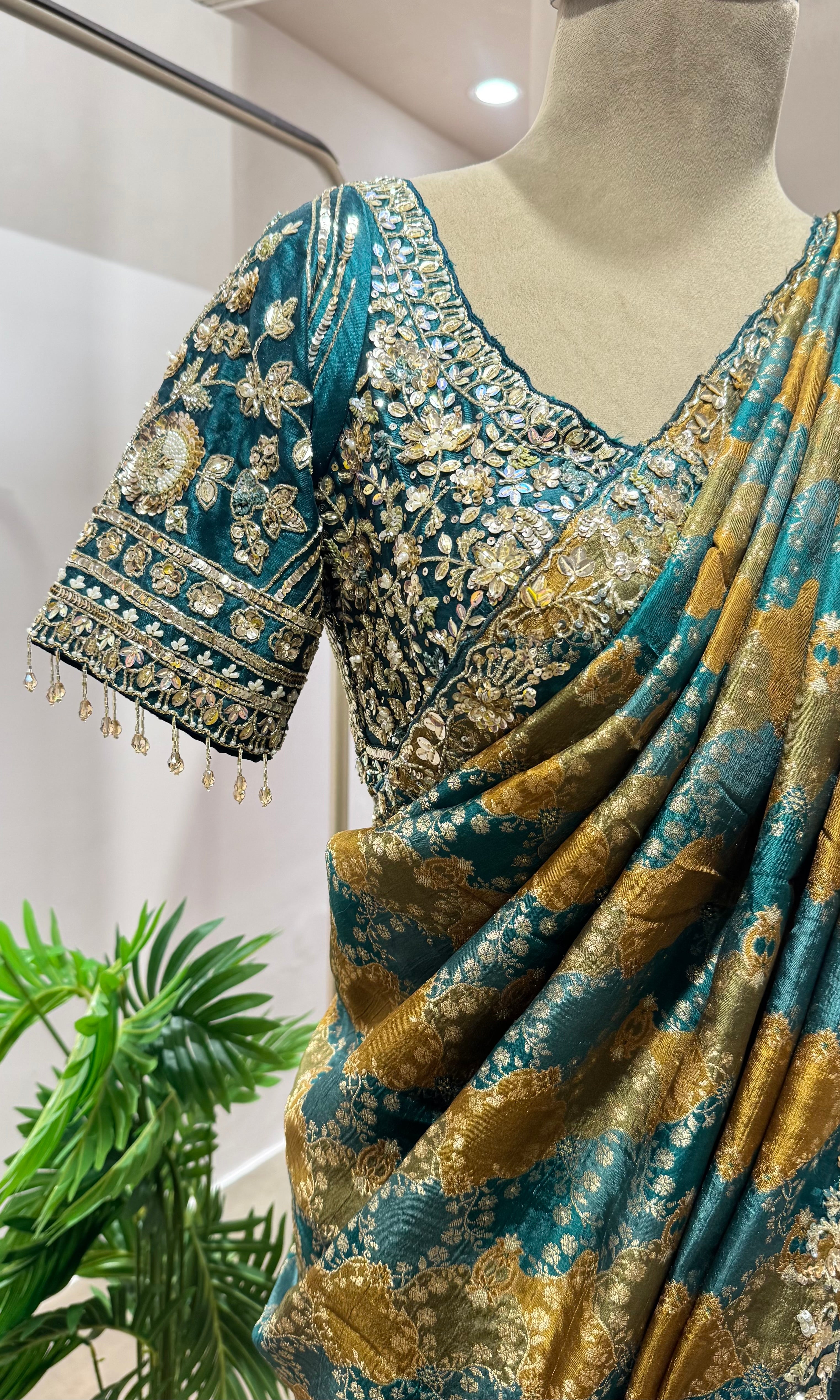 DESIGNER BANARASI GREEN SAREE WITH BLOUSE