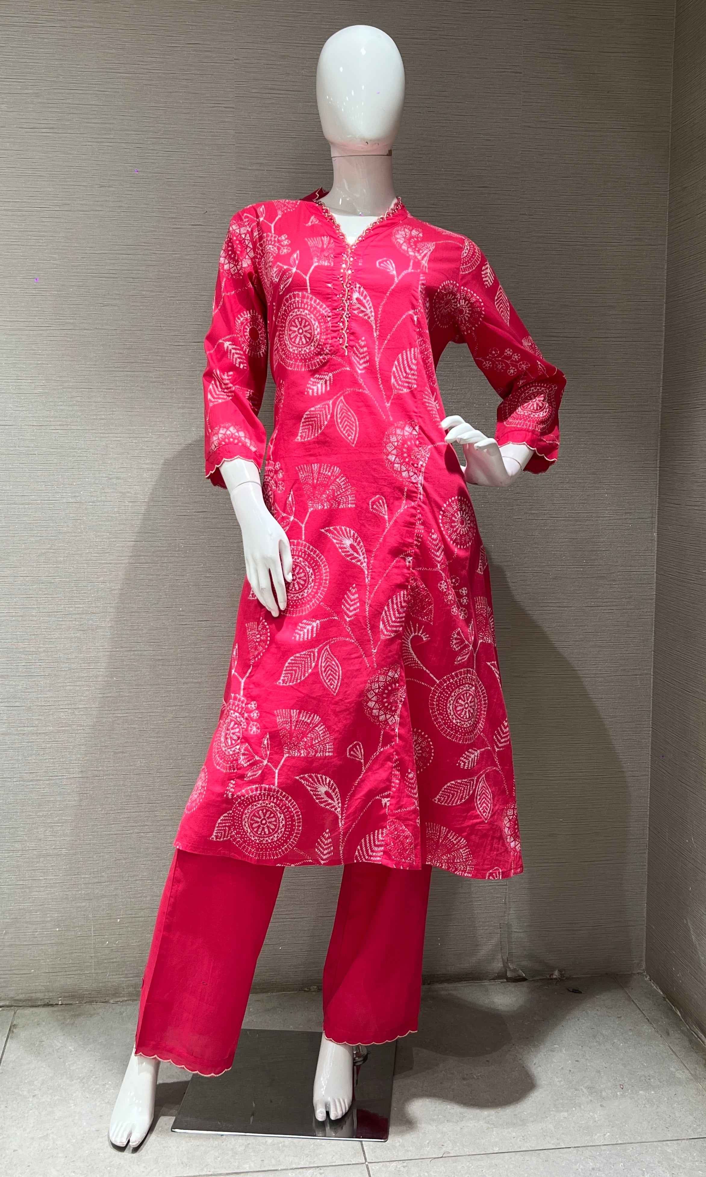 Pink FLORAL PRINT KURTI SET