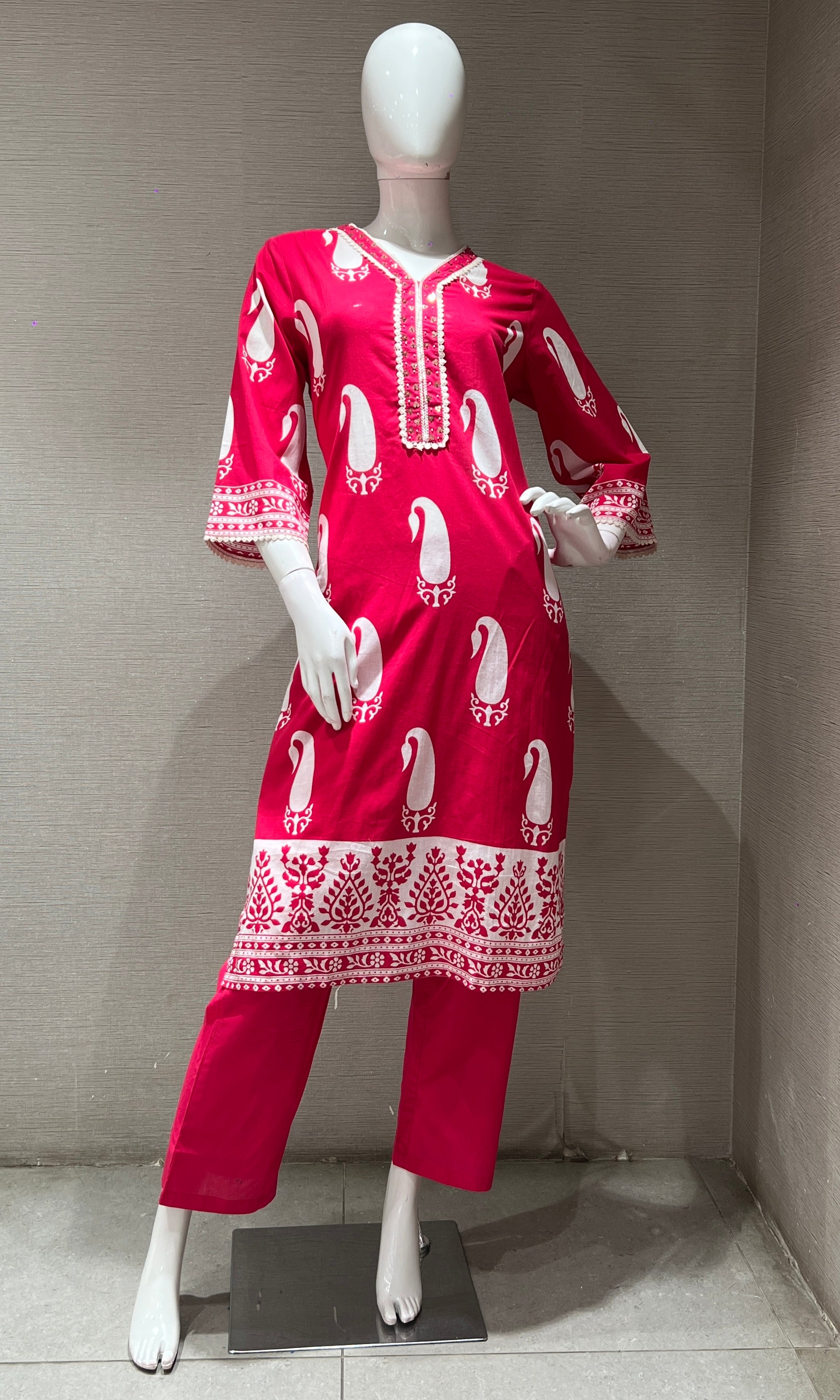 Rani pink PRINTED kurta set