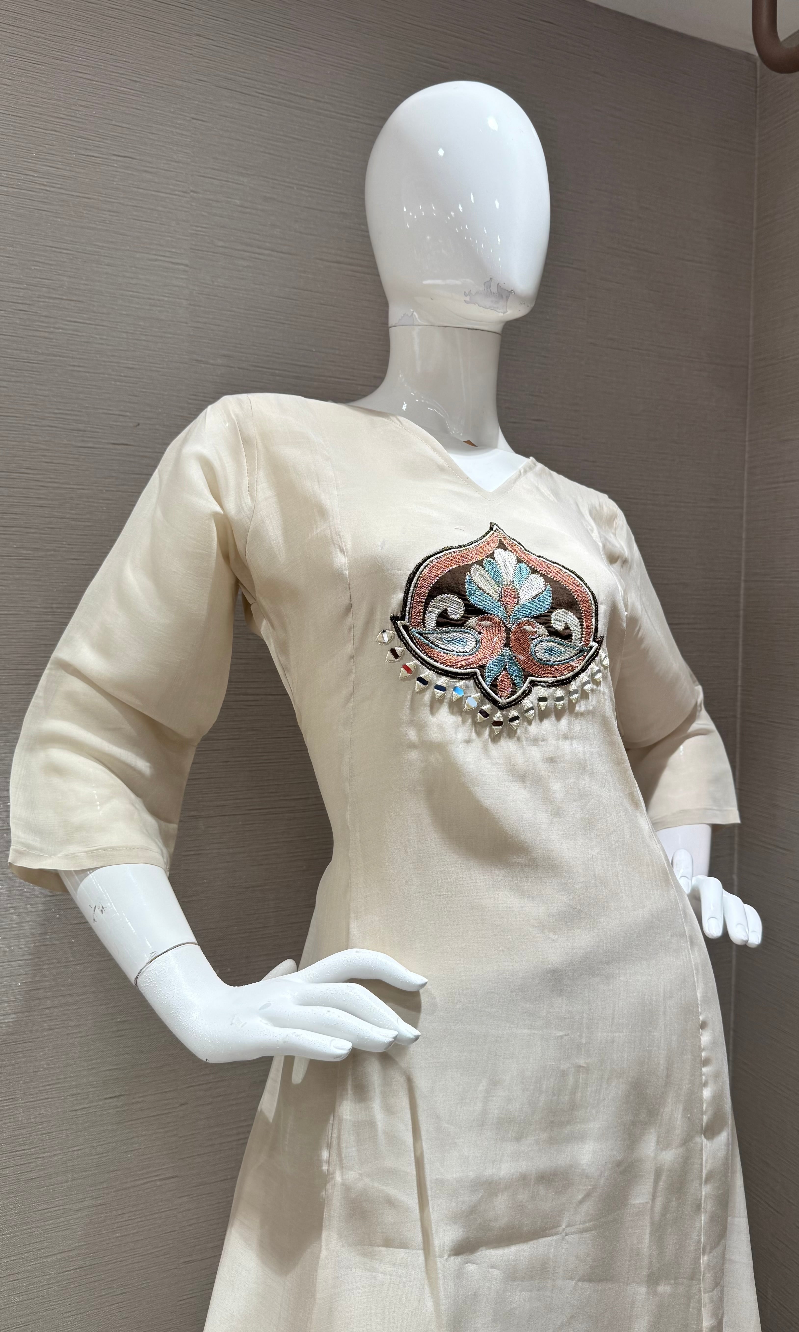 Cream Kurta Set with Ethnic Dupatta