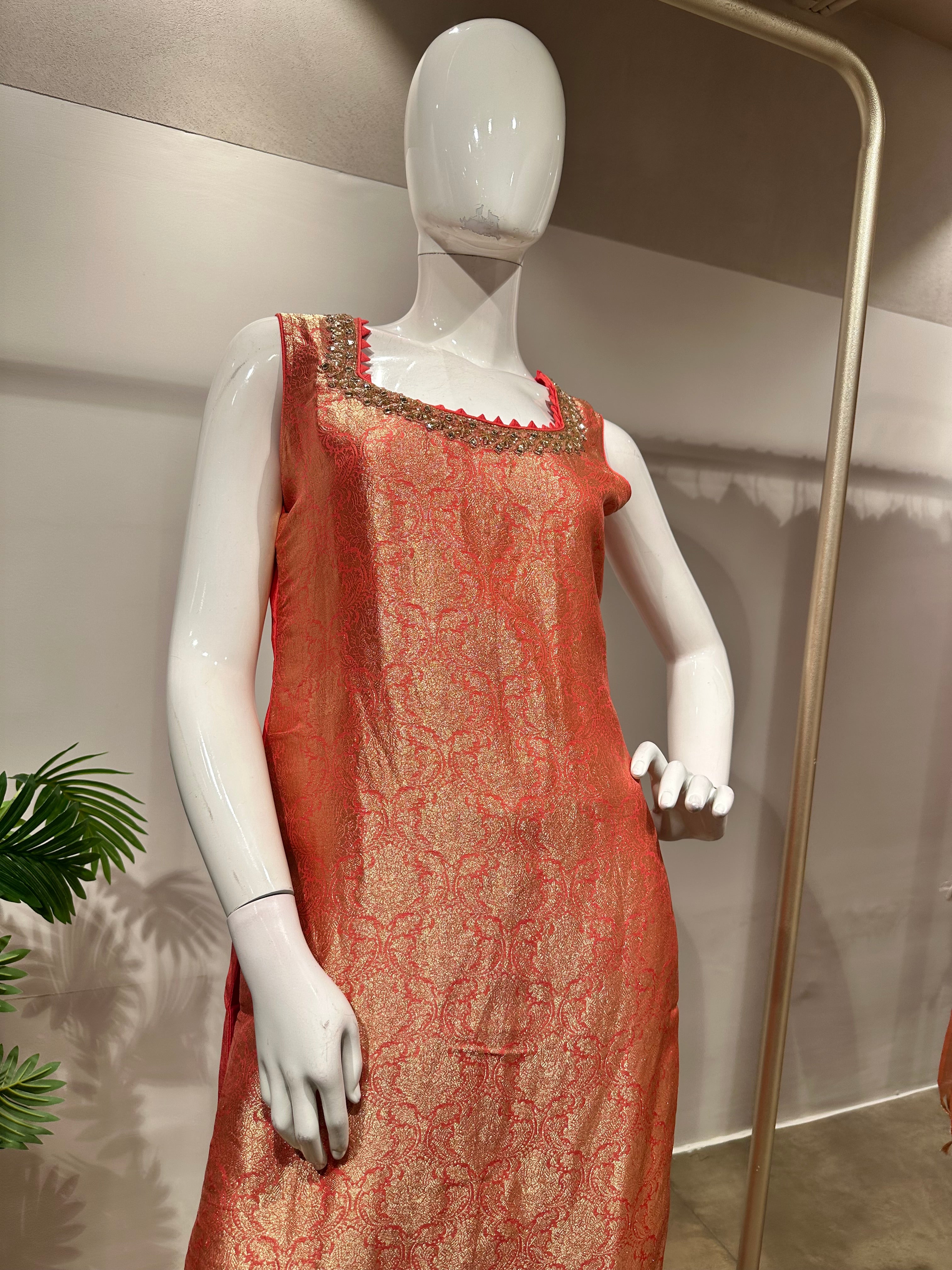 Peach Banarasi embroidered kurta set