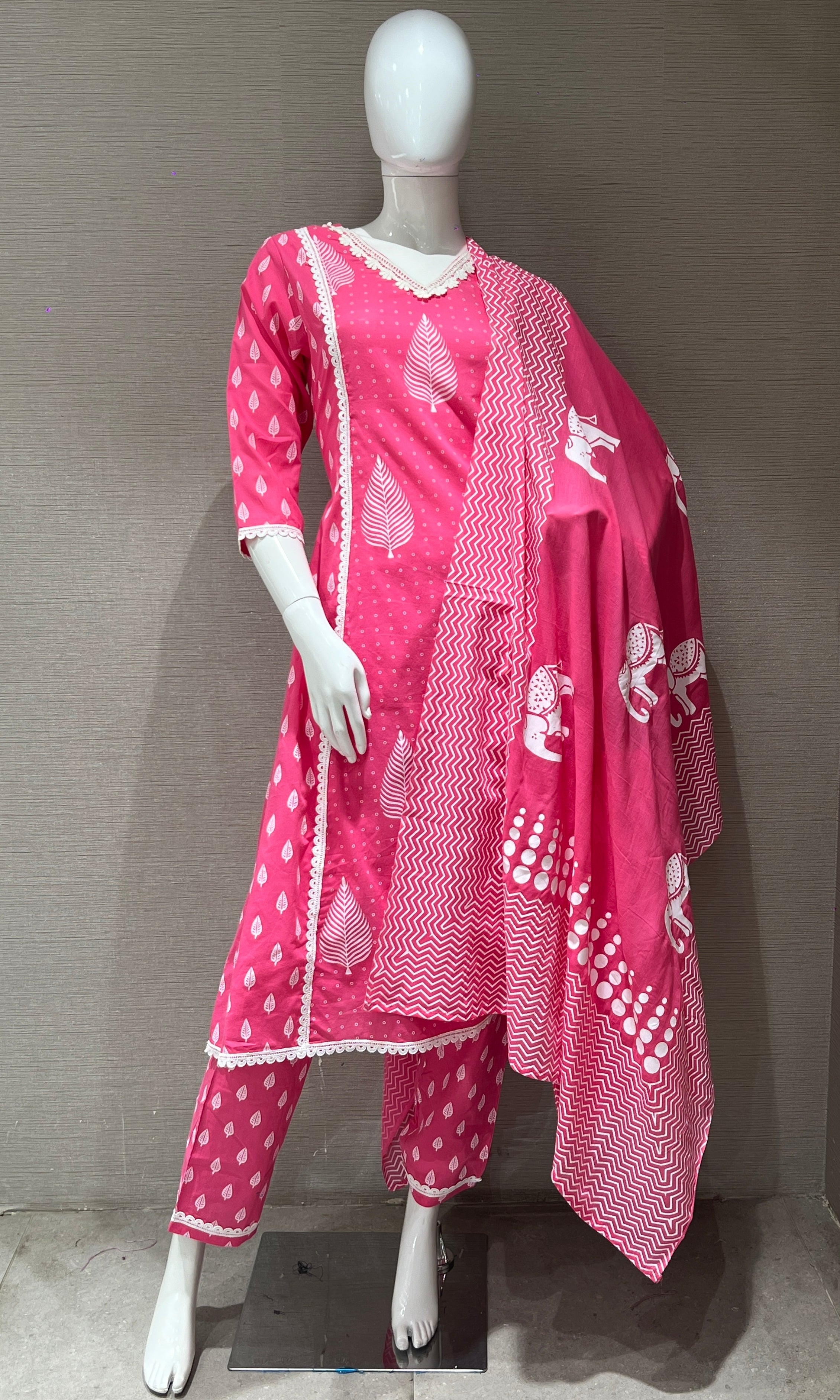Pink kurta set with bag 3223