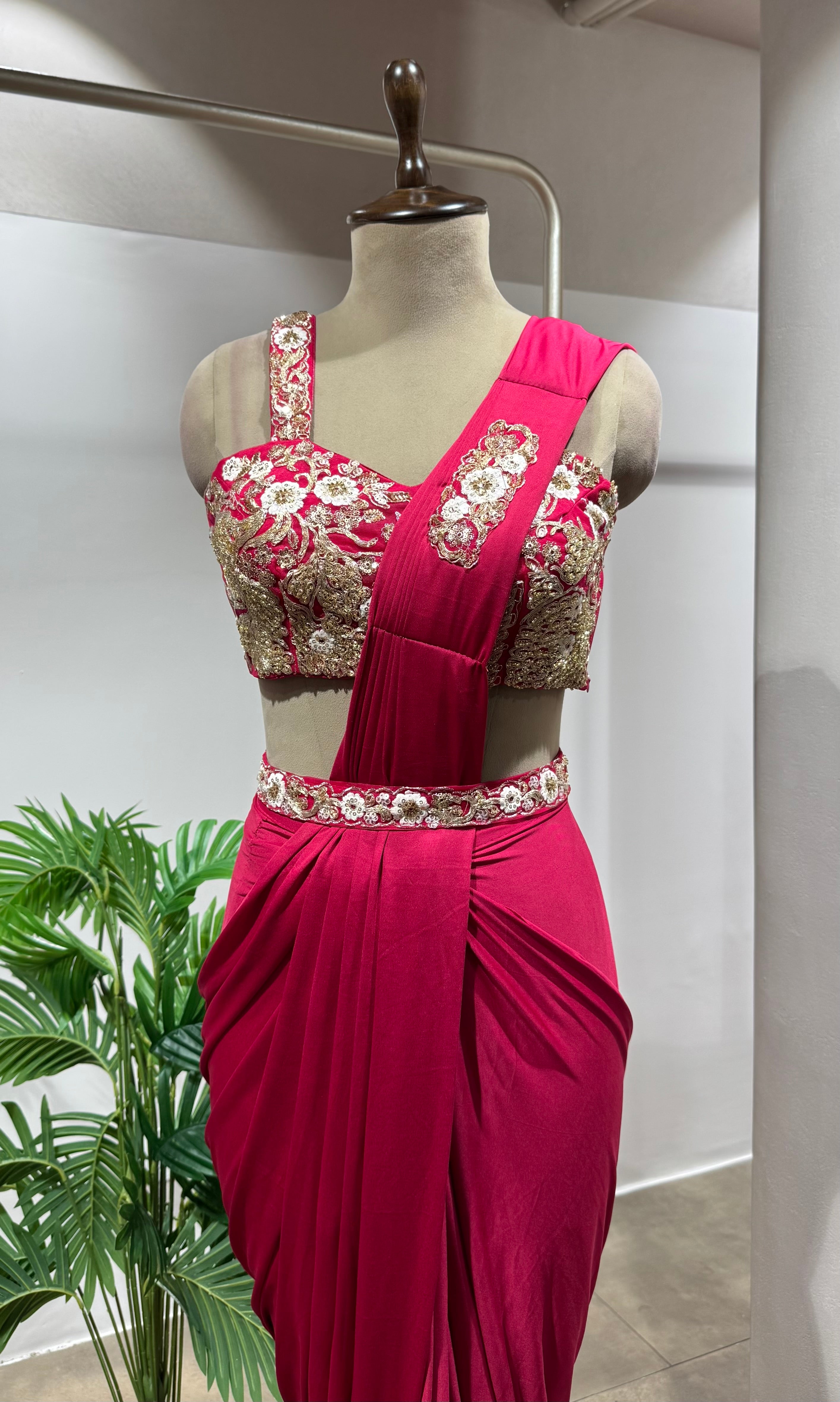RANI DRAPE SAREE WITH CORSET BLOUSE & BELT