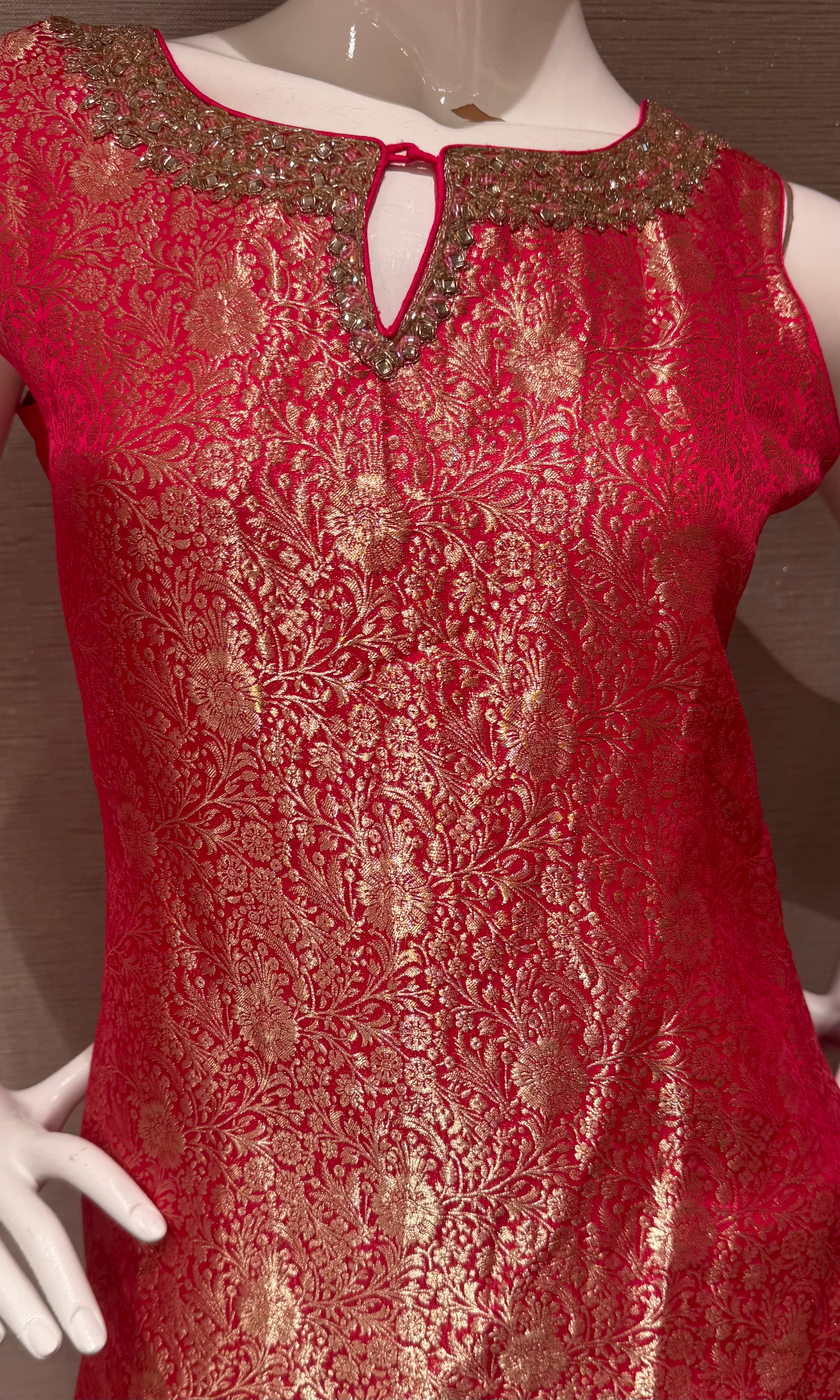 Rani Banarasi ethnic kurta set