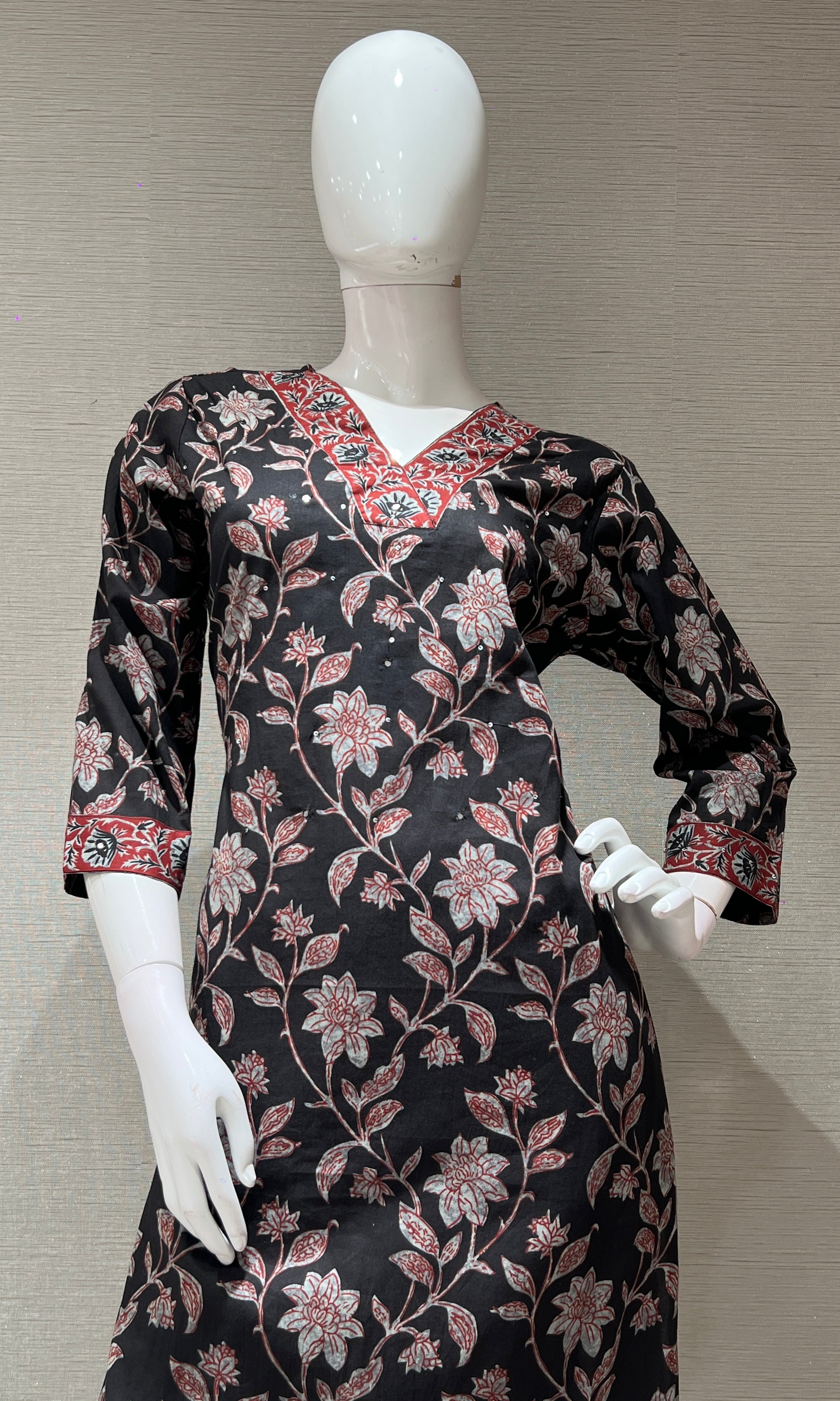 Black FLORAL PRINT kurta set