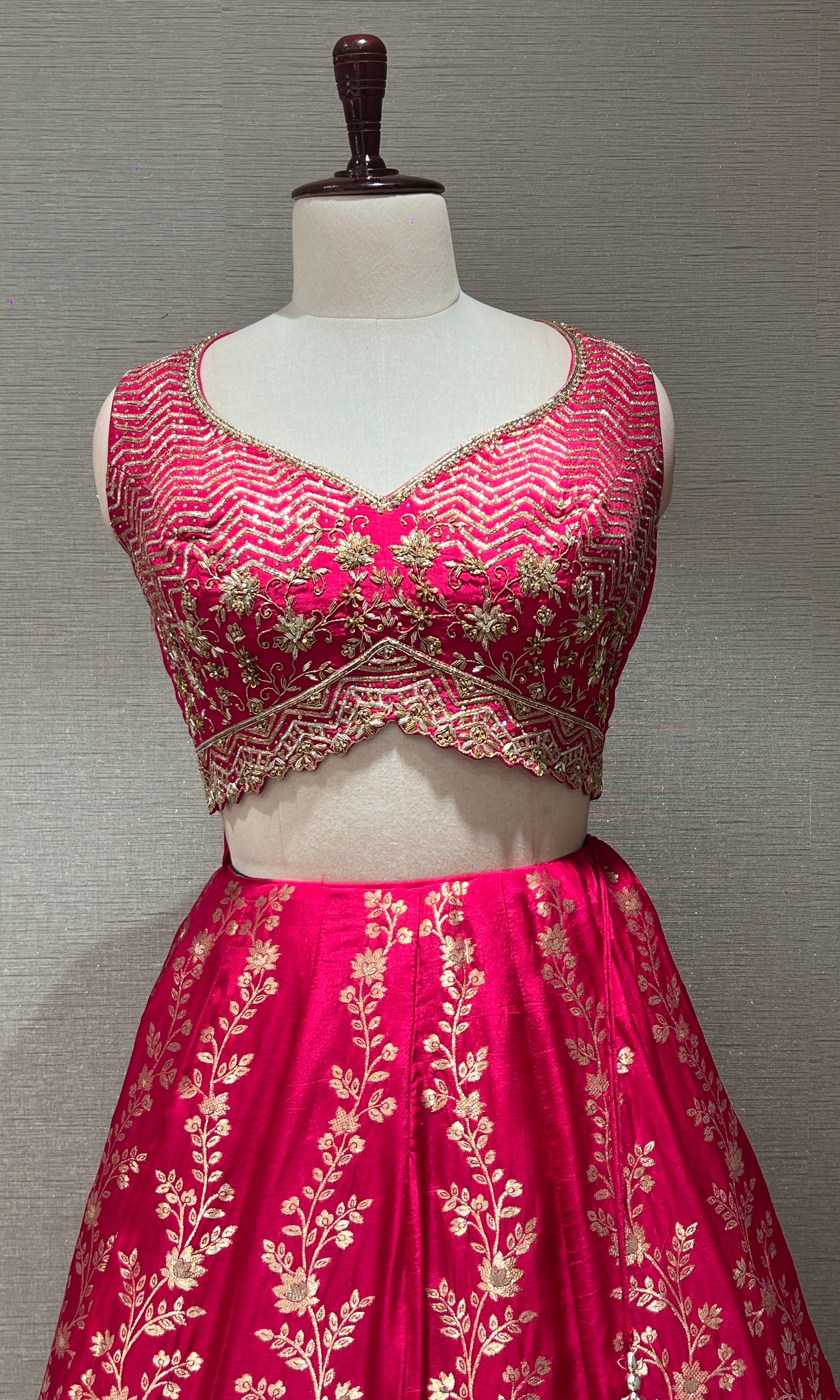 Rani pink GOLDEN BANARASI Lehenga