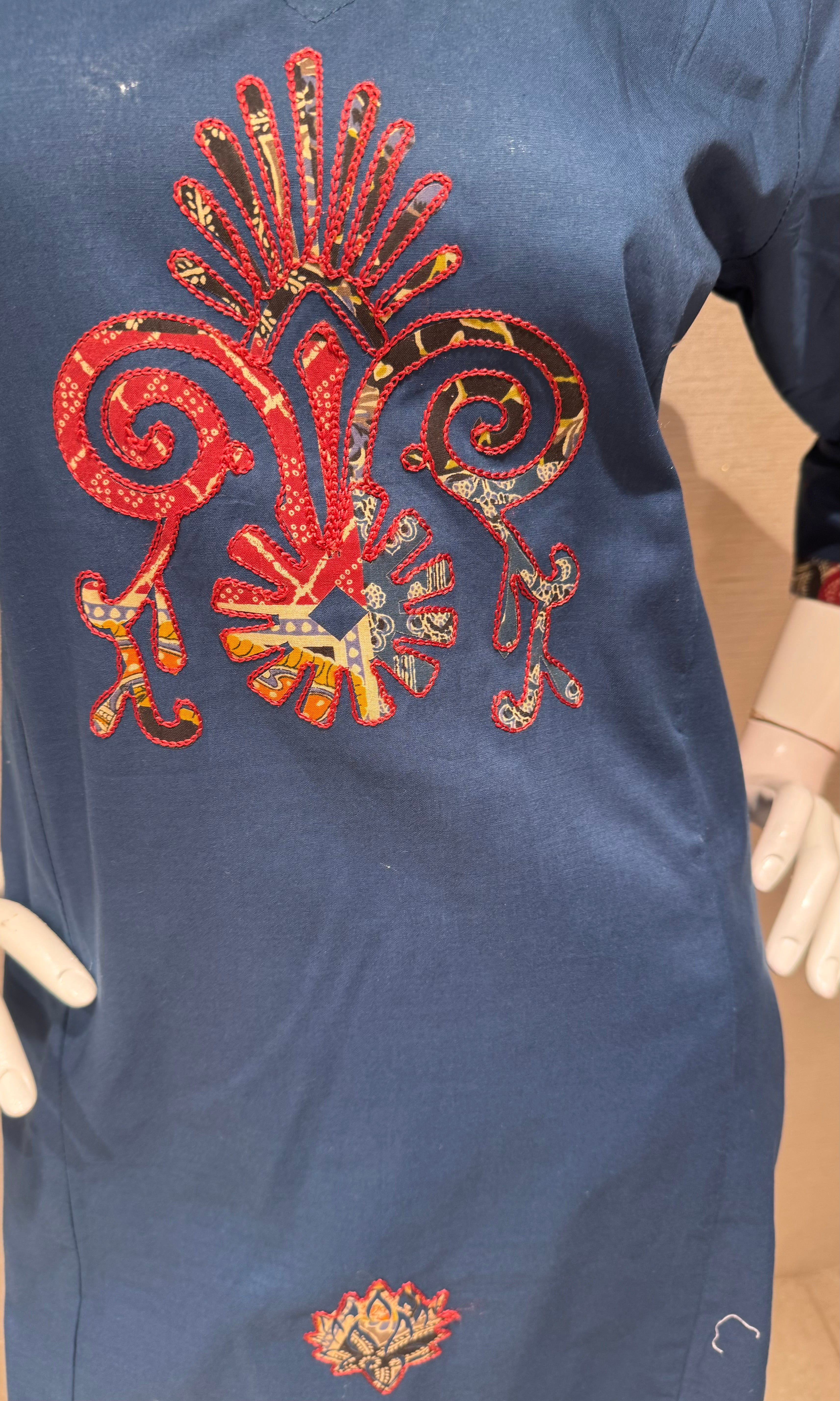 Navy blue Floral Salwar Kameez Set