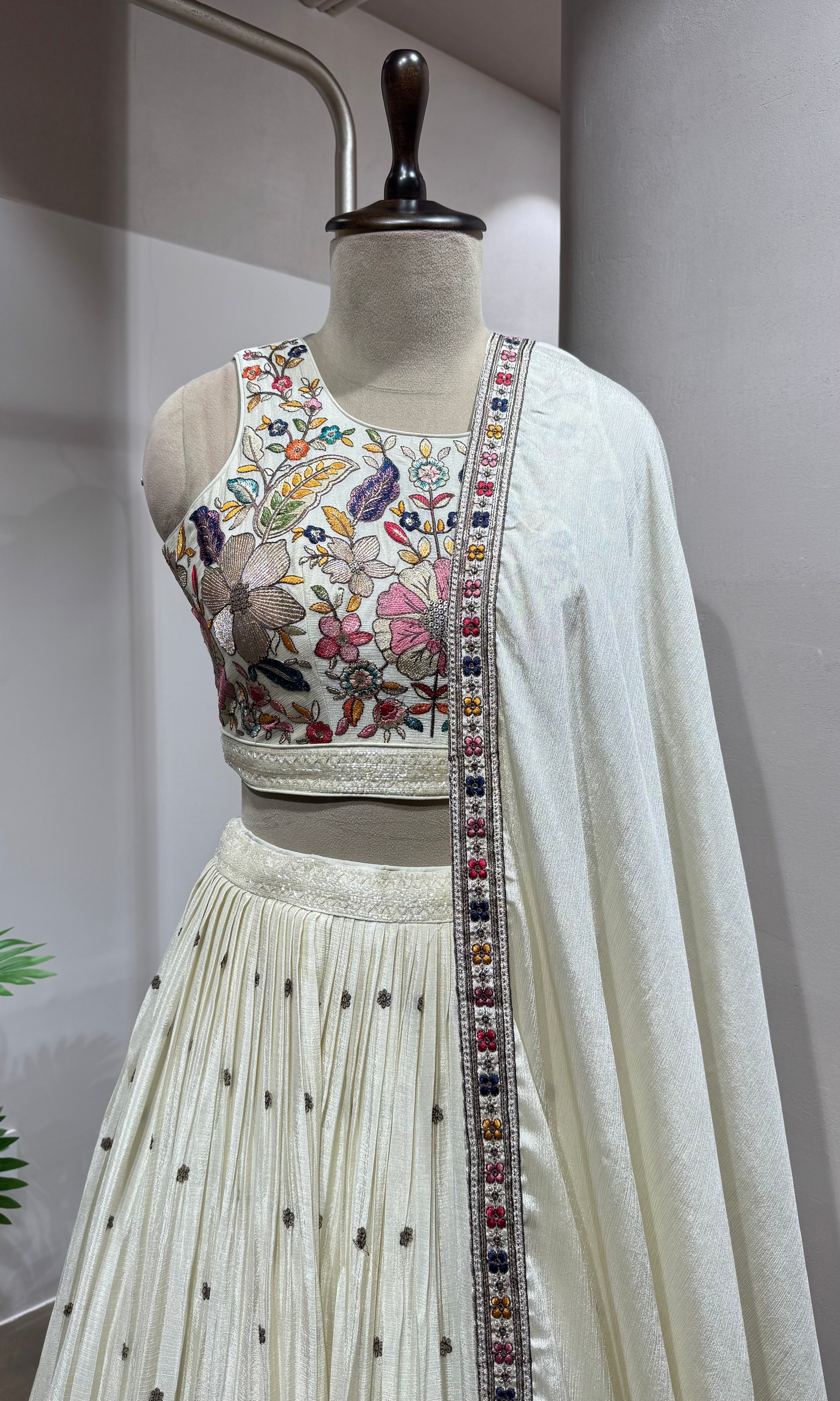 Cream lehenga set with Embroidered Lehenga