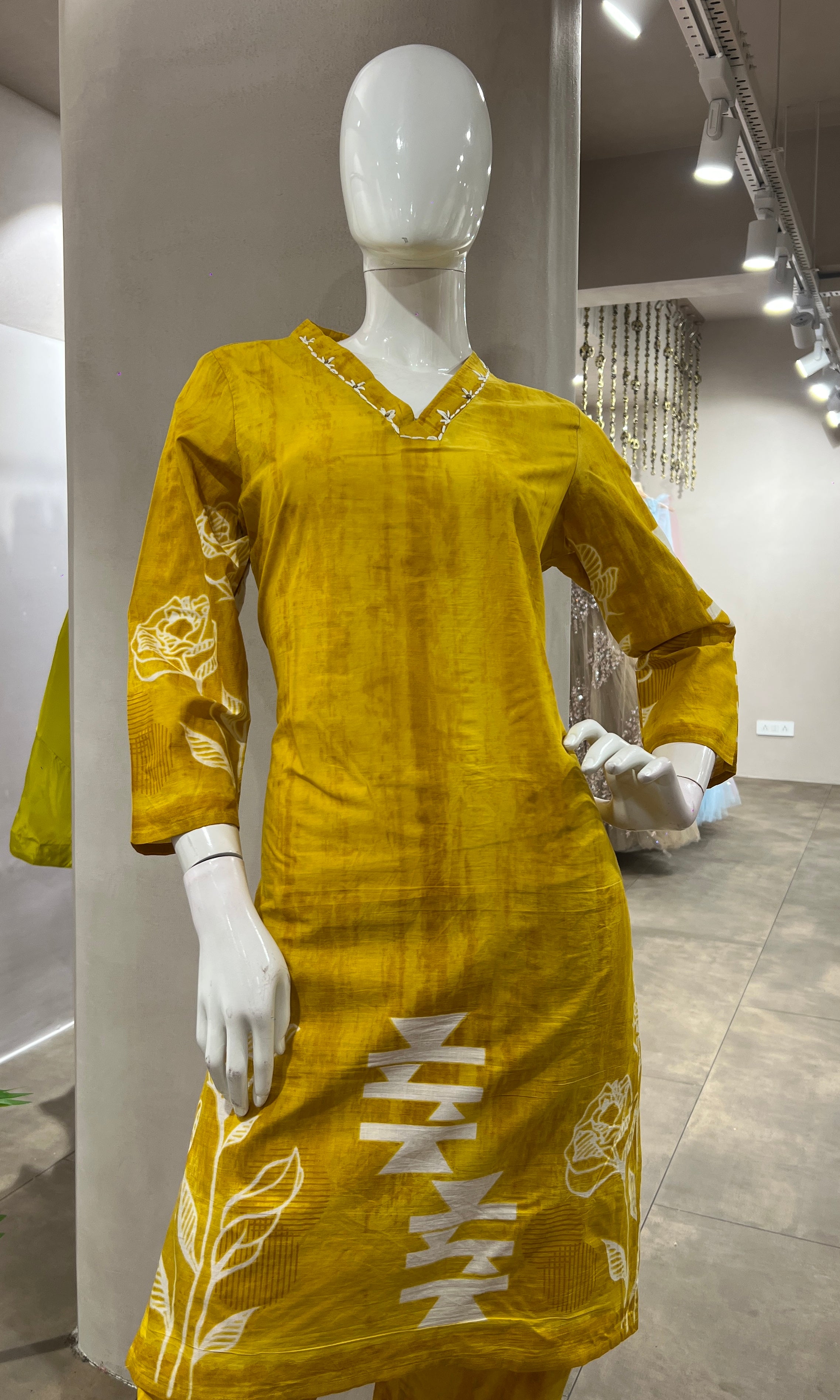 YELLOW PRINTED CORD SET