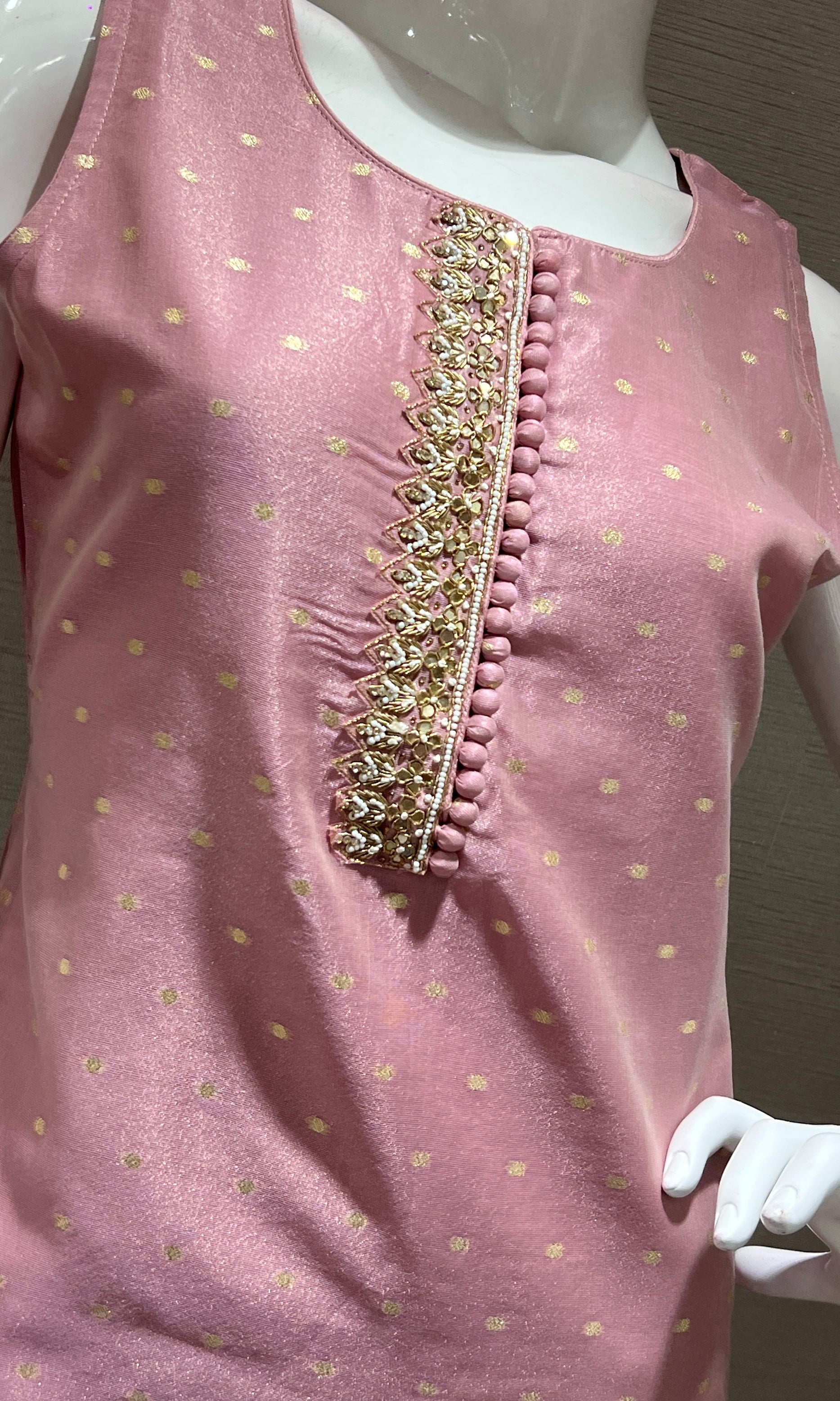 Onion pink kurta set with striped dupatta