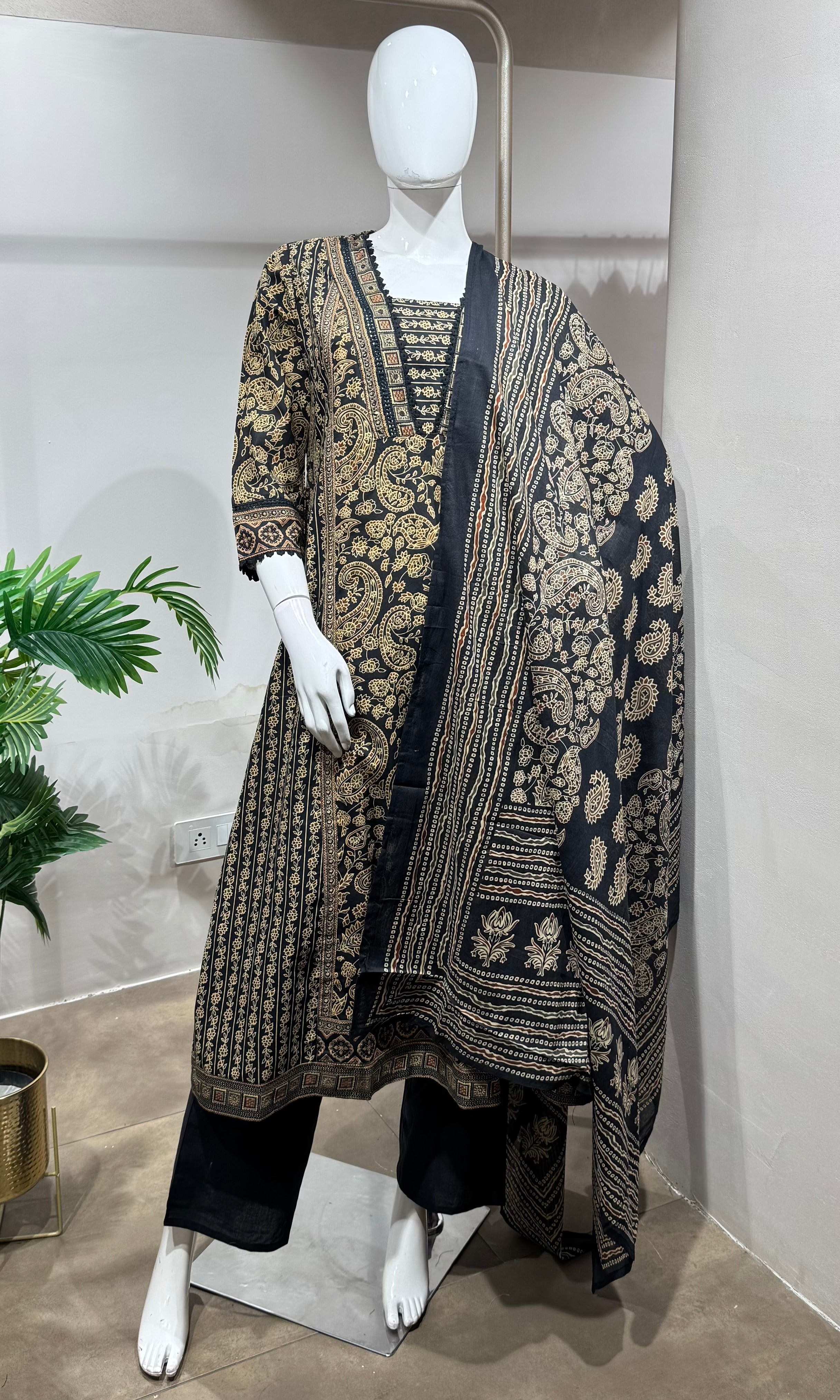 Black golden printed embroidered kurta set
