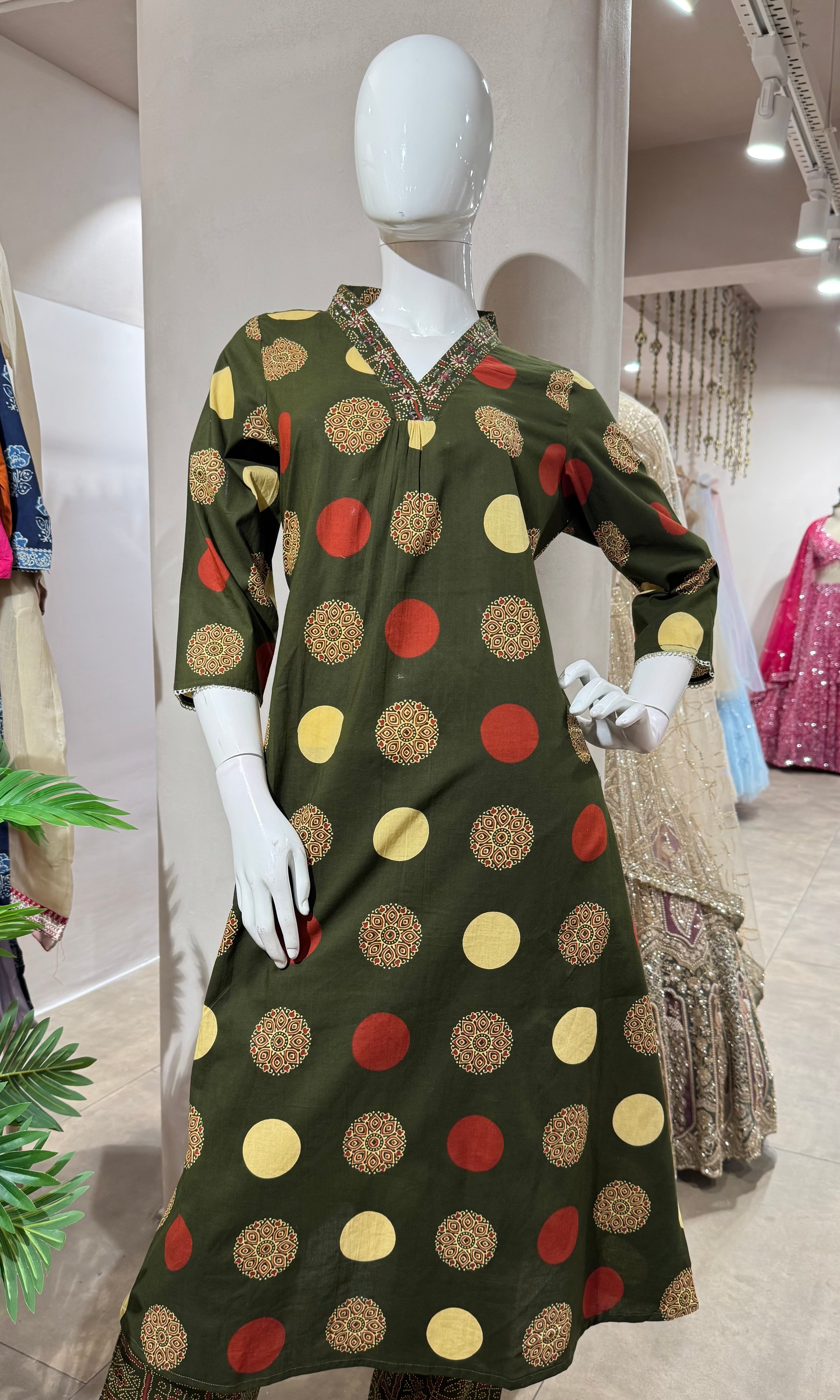 GREEN ETHNIC PRINTED KURTA SET