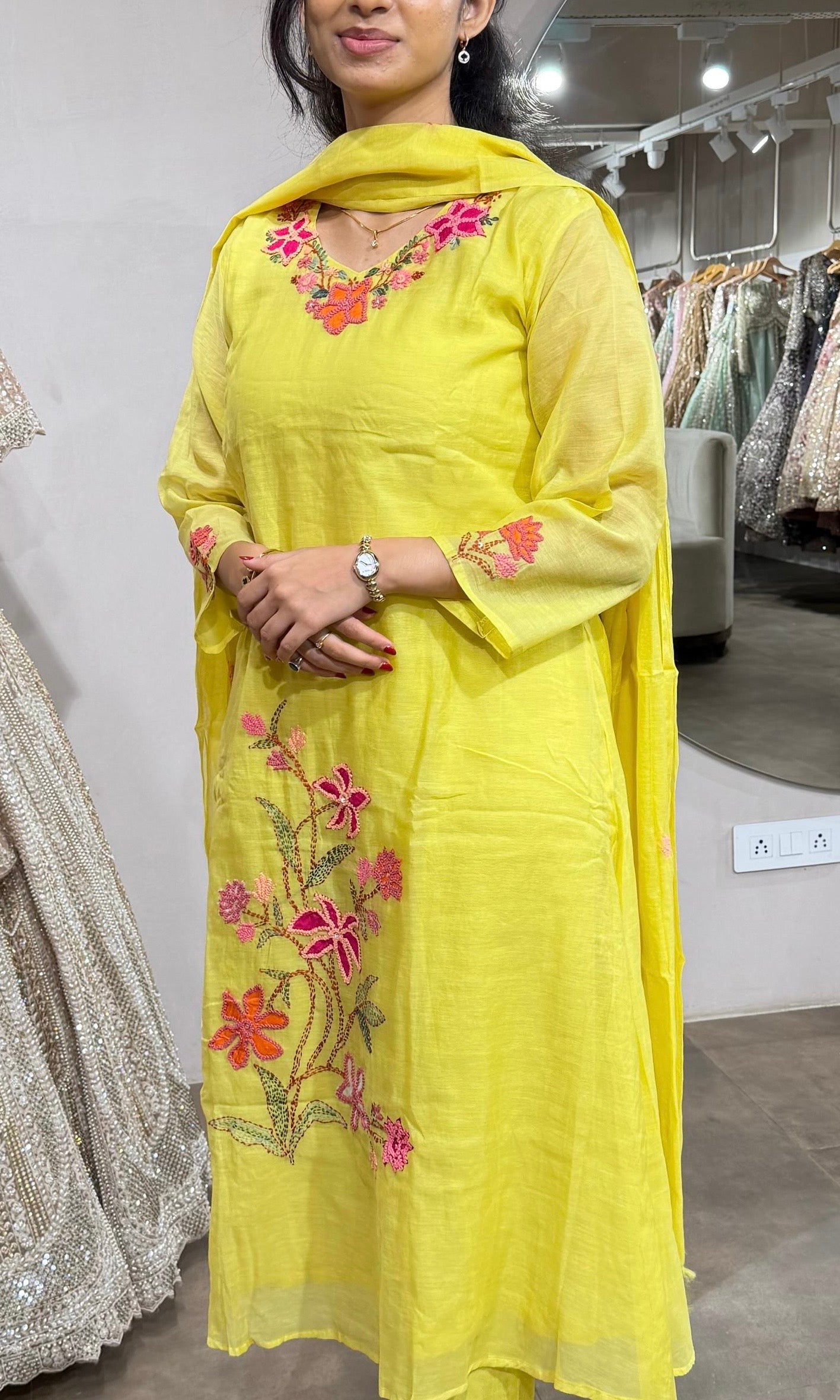 Green Cotton Kurta Set with Botanical Embroidery