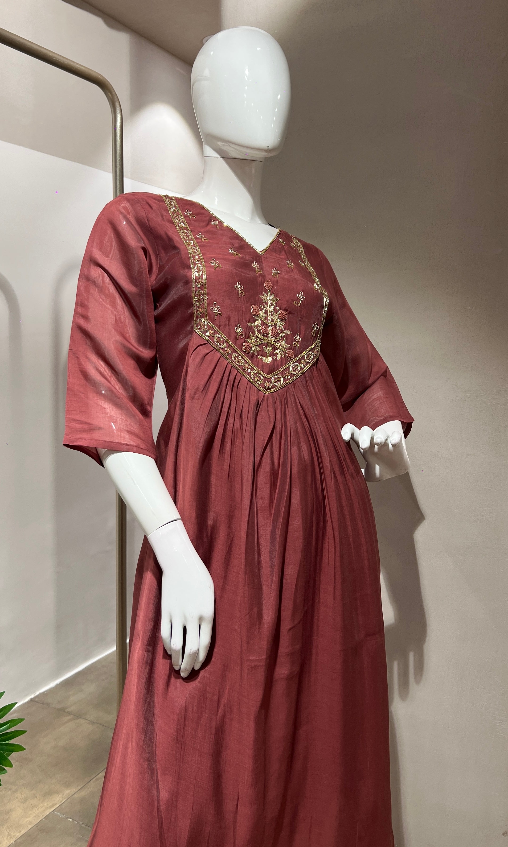 MAROON MUL CHANDERI KURTA SET
