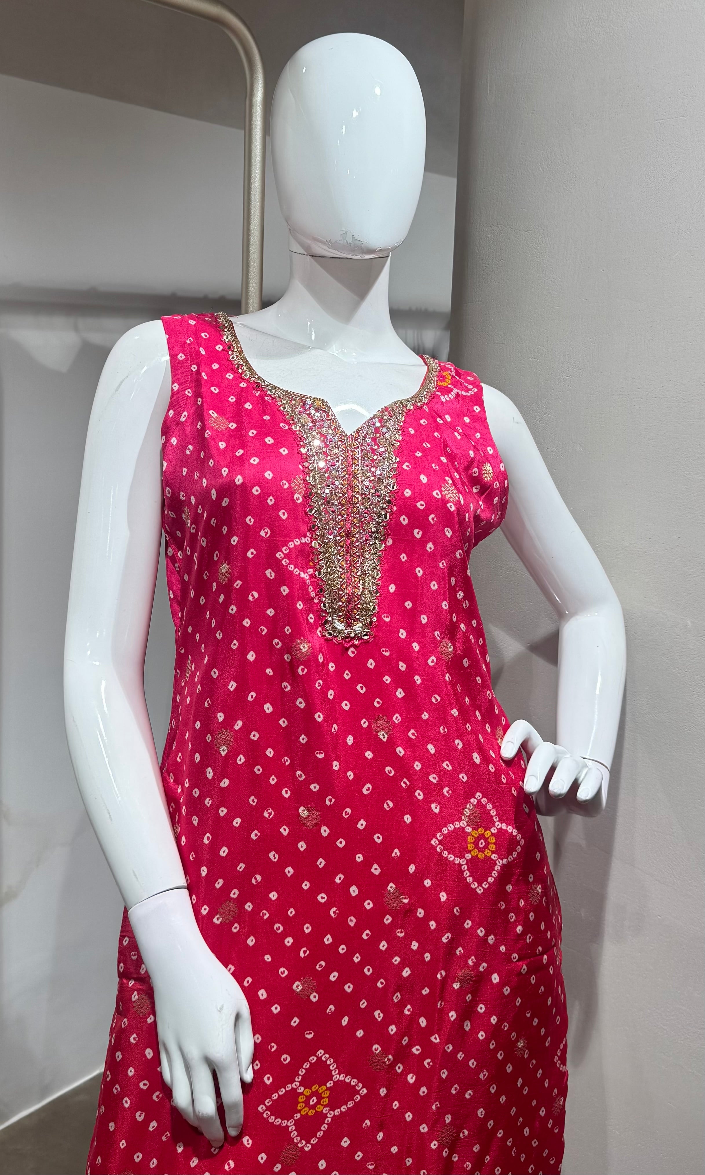 pink and gold ethnic kurta set