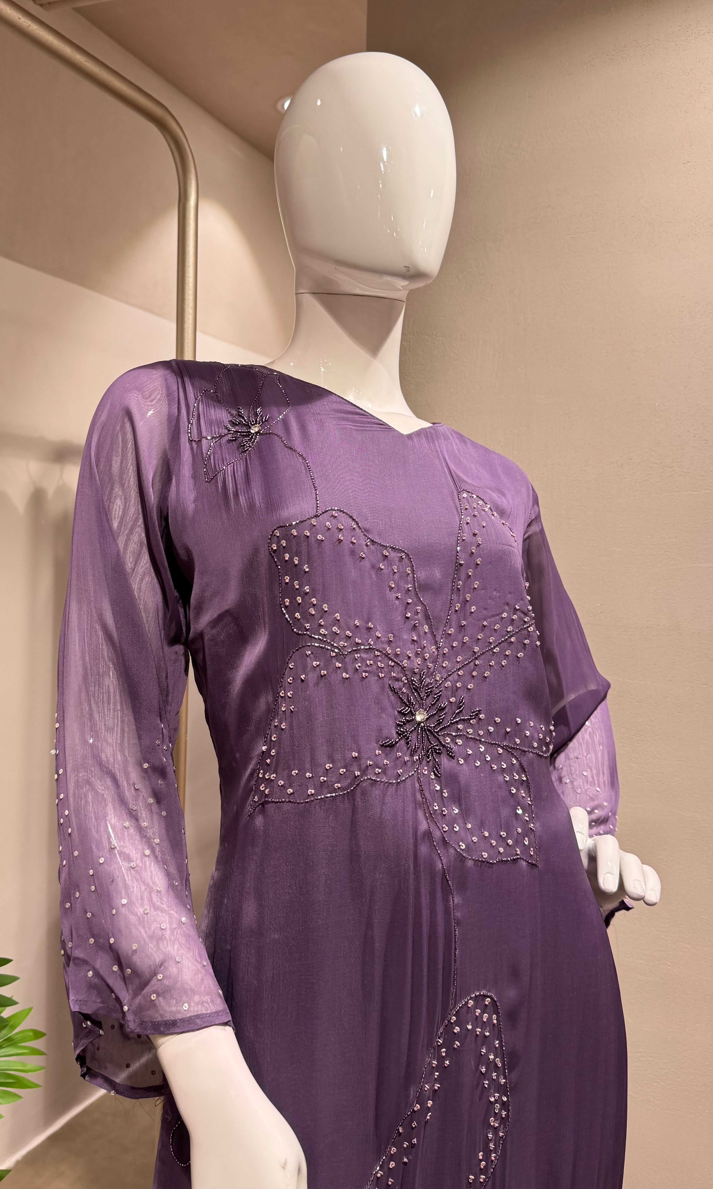 PURPLE FLORAL THREAD EMBROIDERED KURTA SET