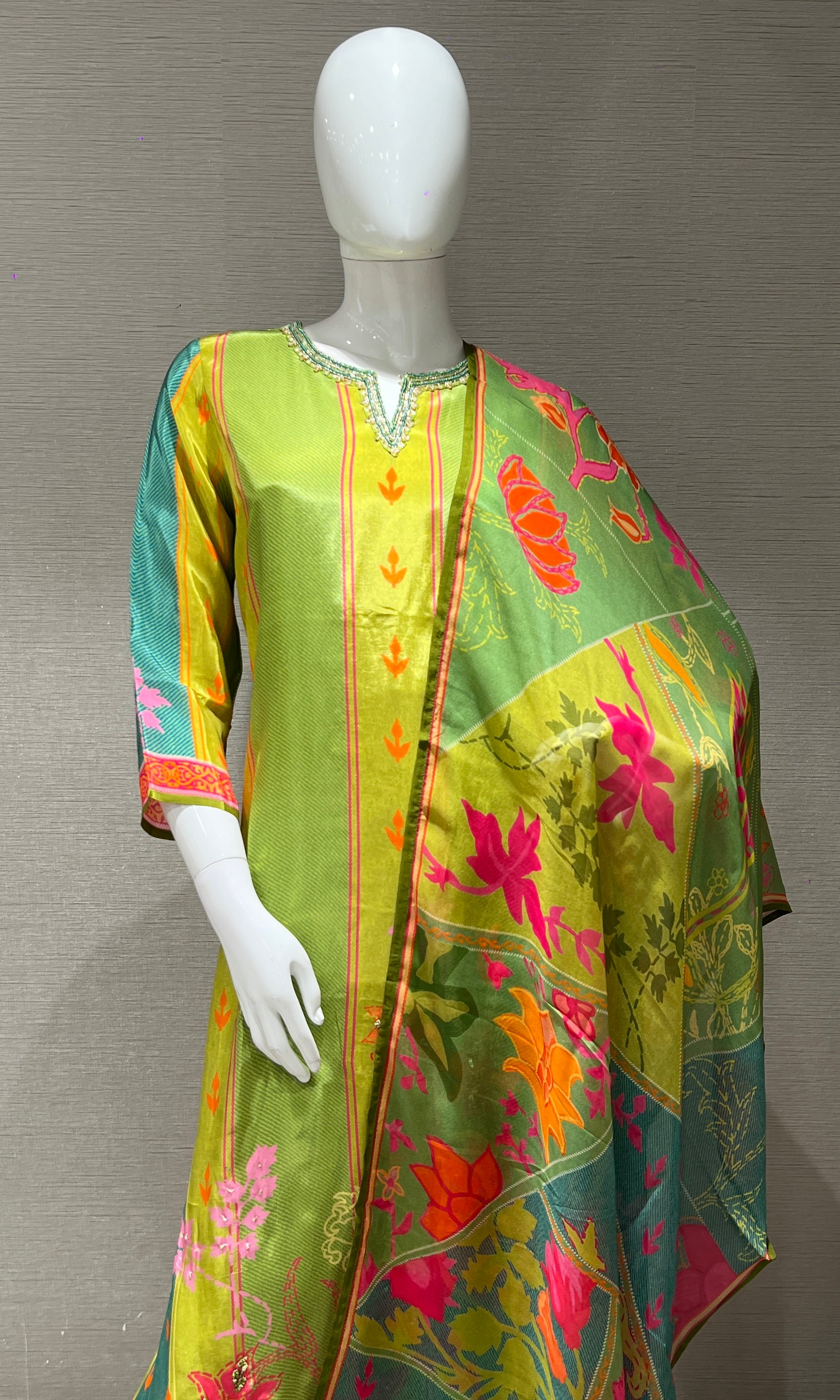 Green Floral Print Kurta Set with Dupatta