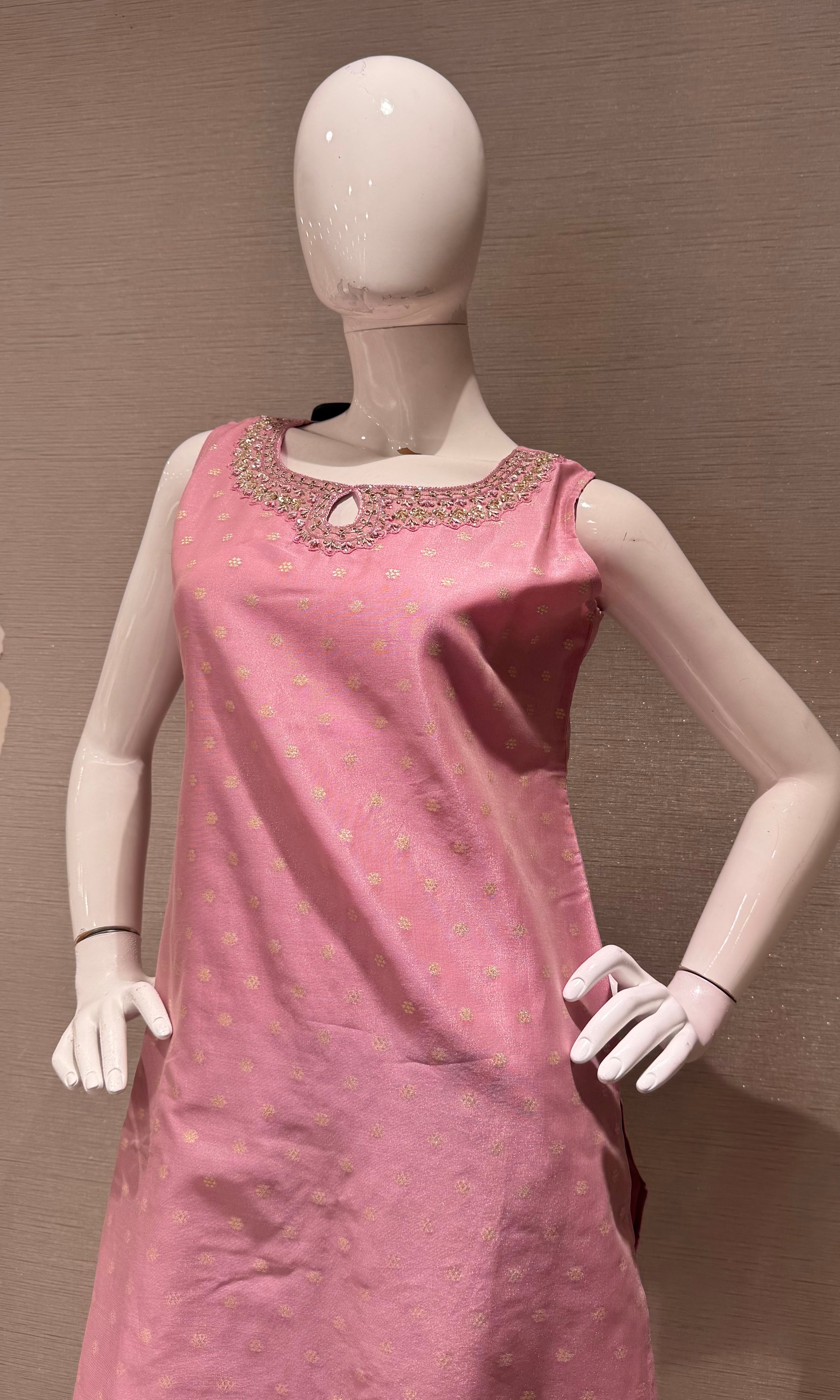 Onion Pink Kurta Set with Sheer Dupatta
