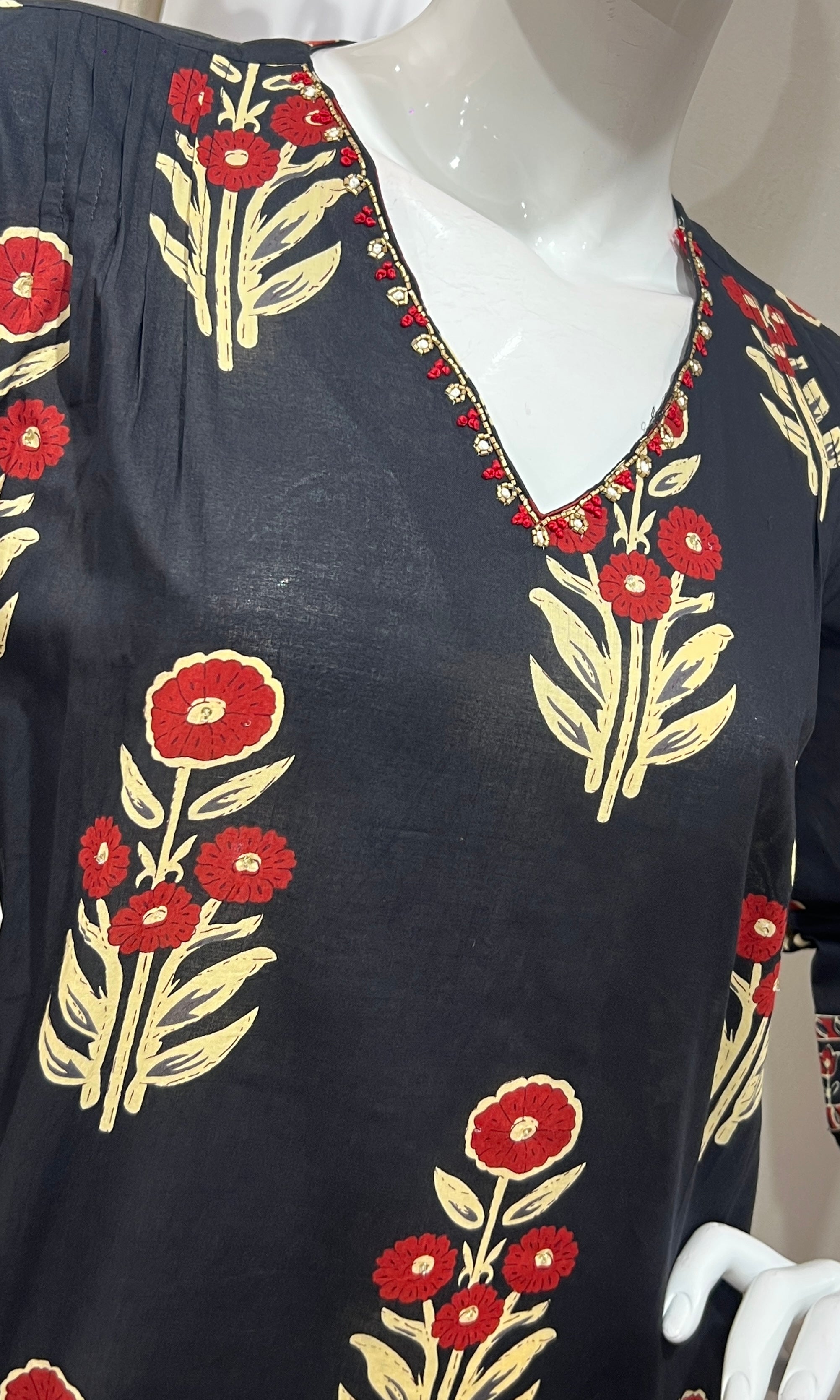 Black FLORAL KURTI WITH BOTTOM