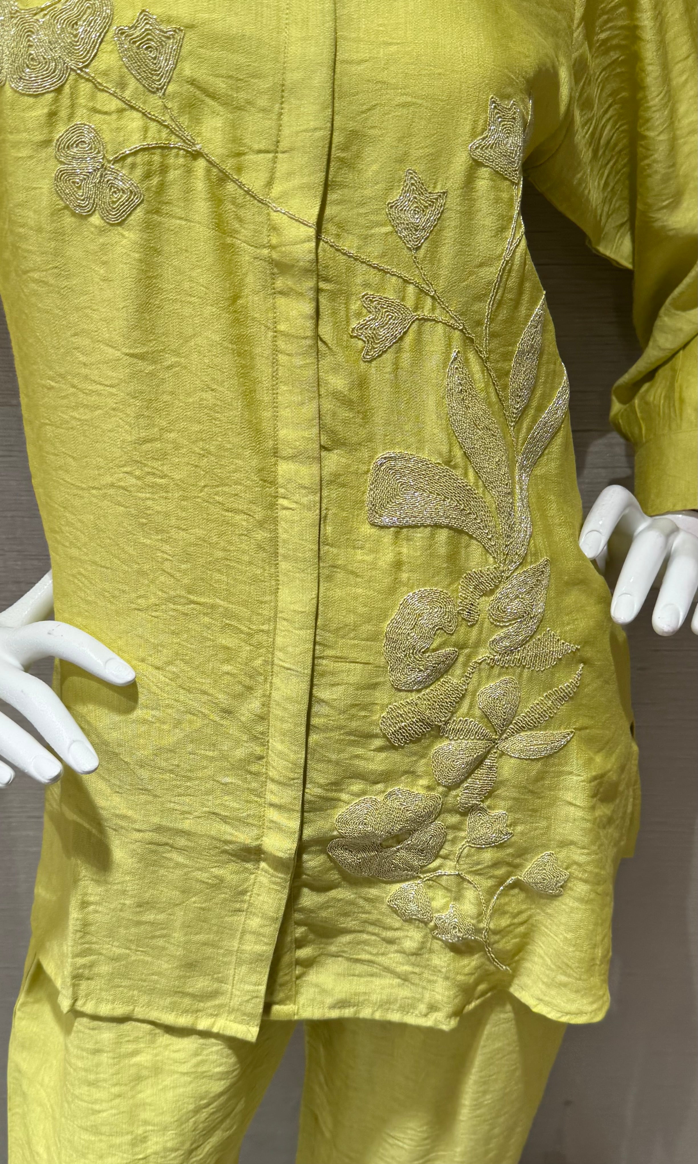 Liril Linen Embroidered Cord Set