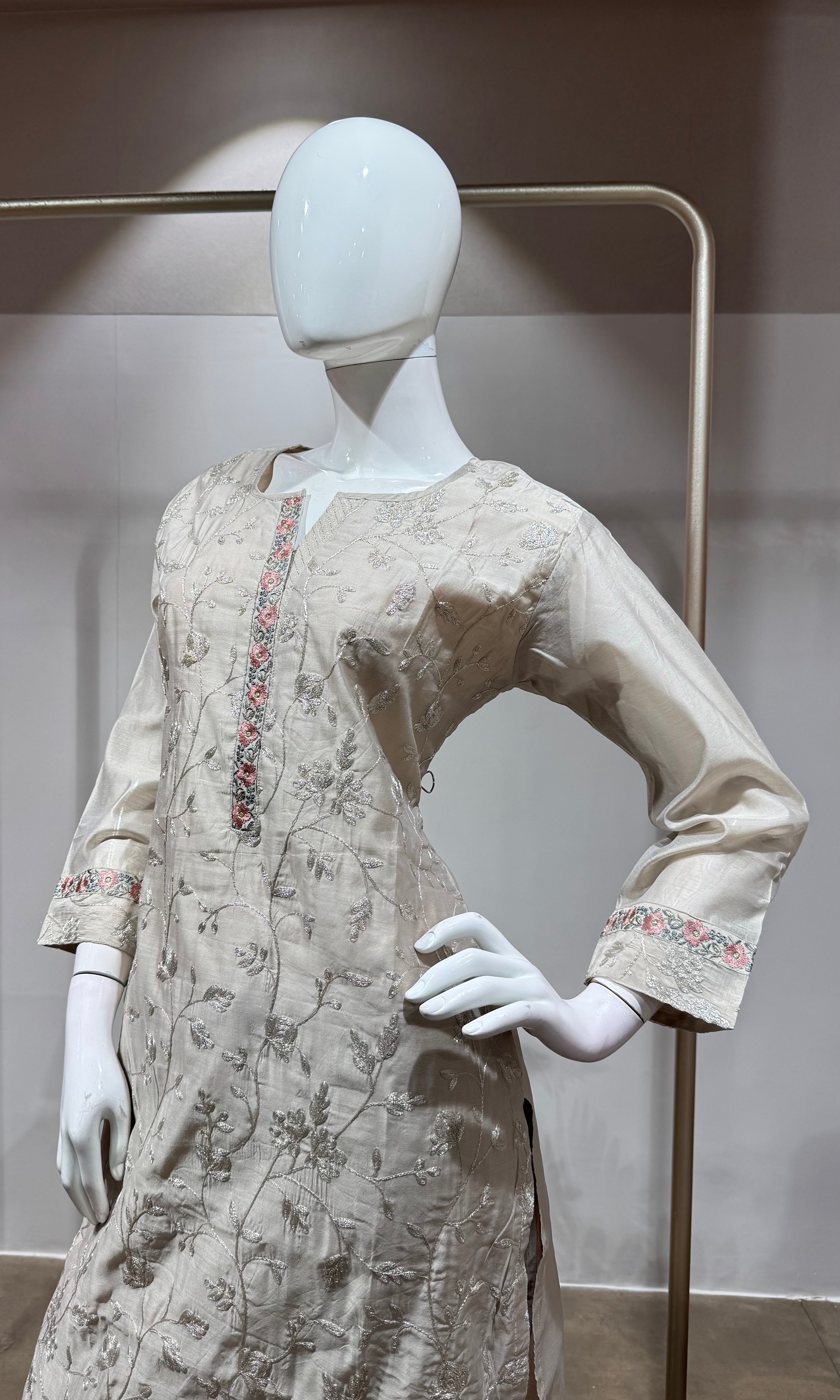 BEIGE FLORAL EMBROIDERY KURTA SET