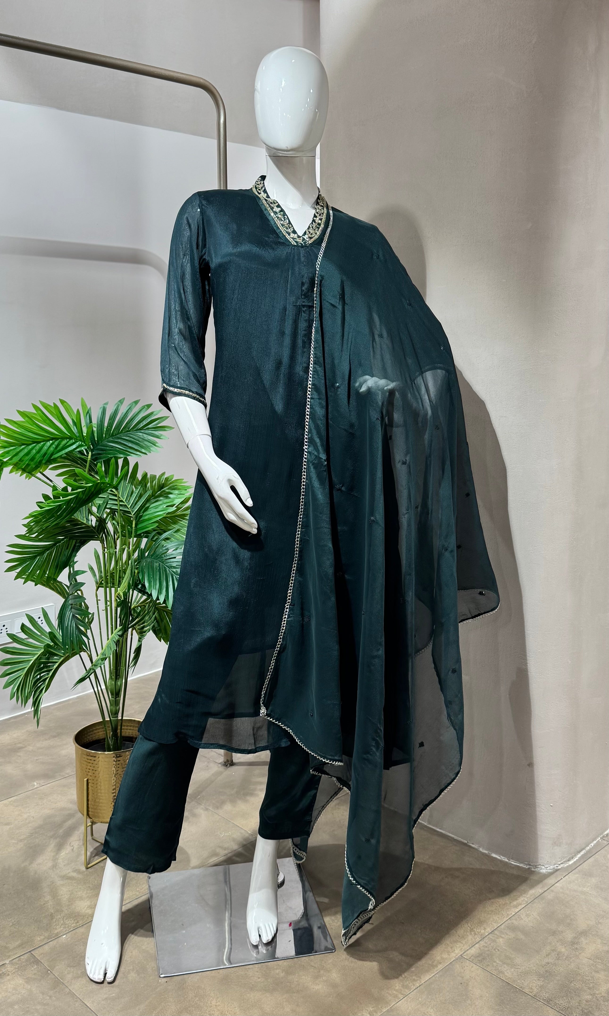 GREEN SHIMMER TISSUE KURTA SET
