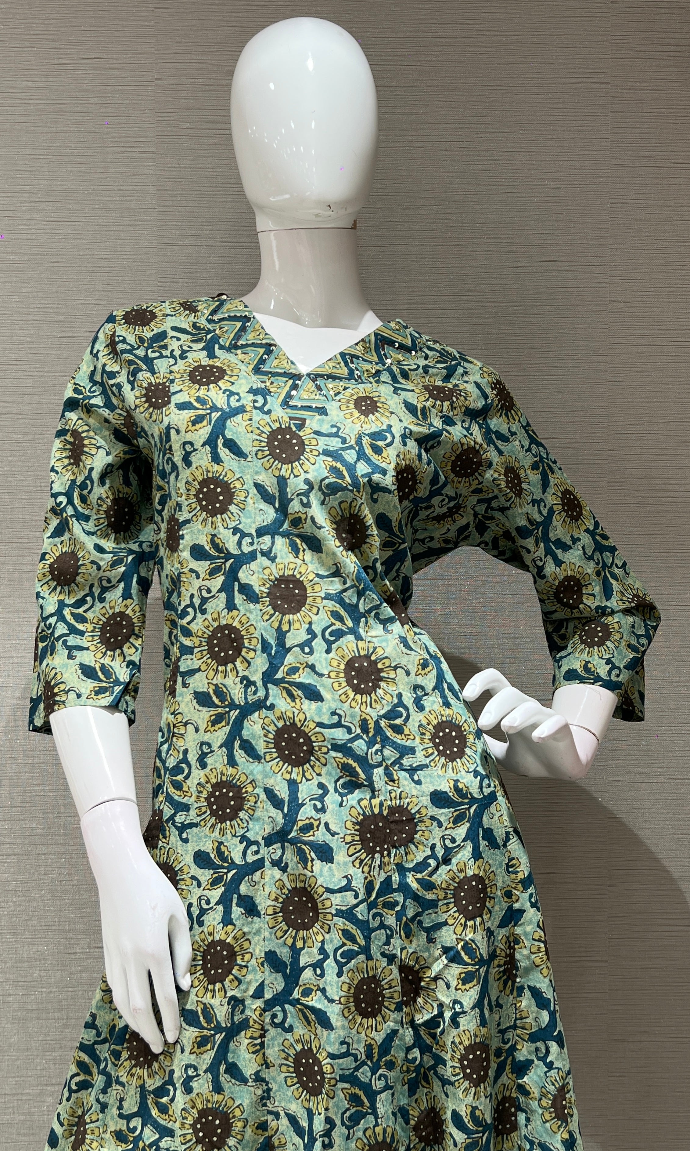 Green FLORAL PRINTED KURTA SET