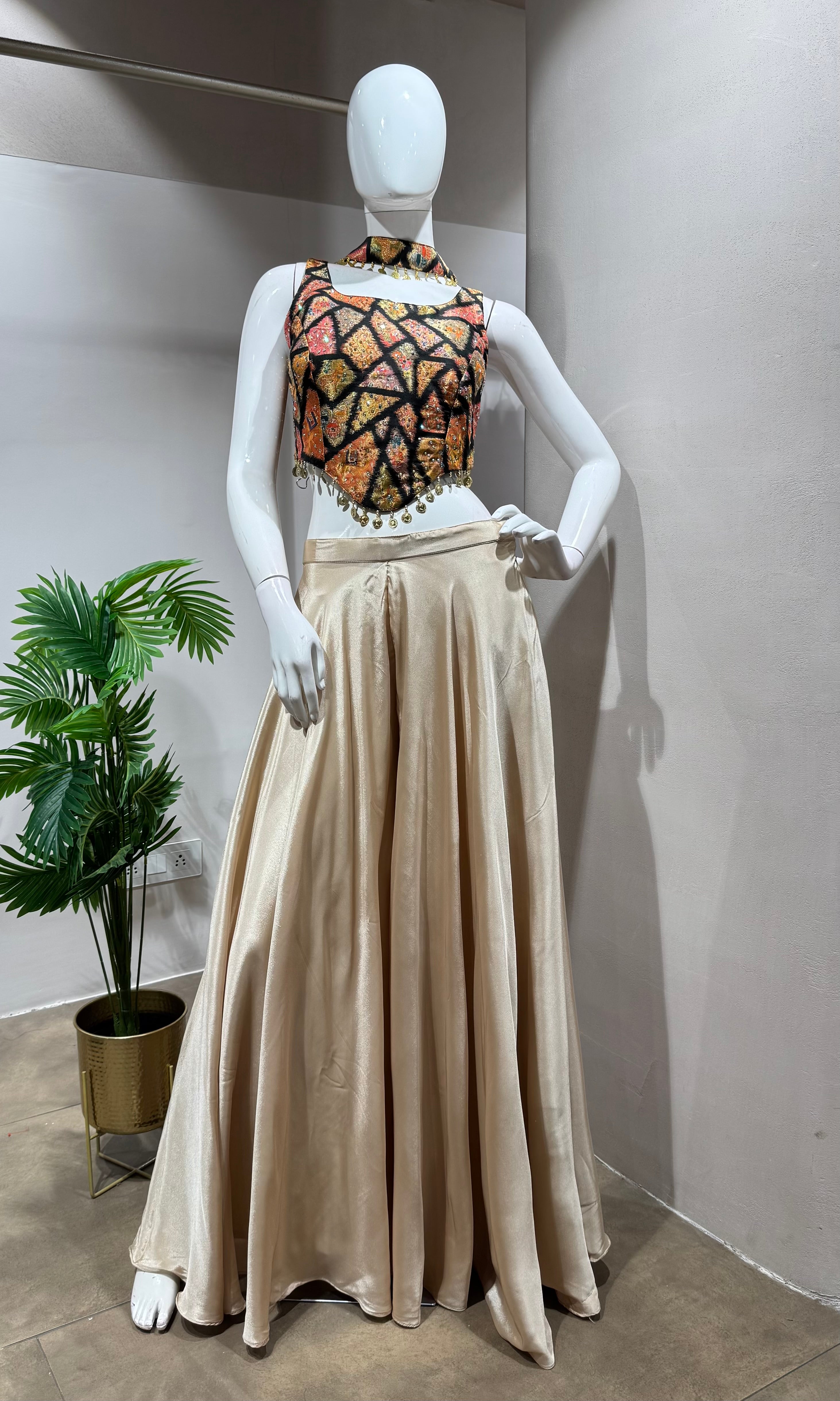 BLACK ELEGANT FLORAL TOP WITH PALAZZO SET